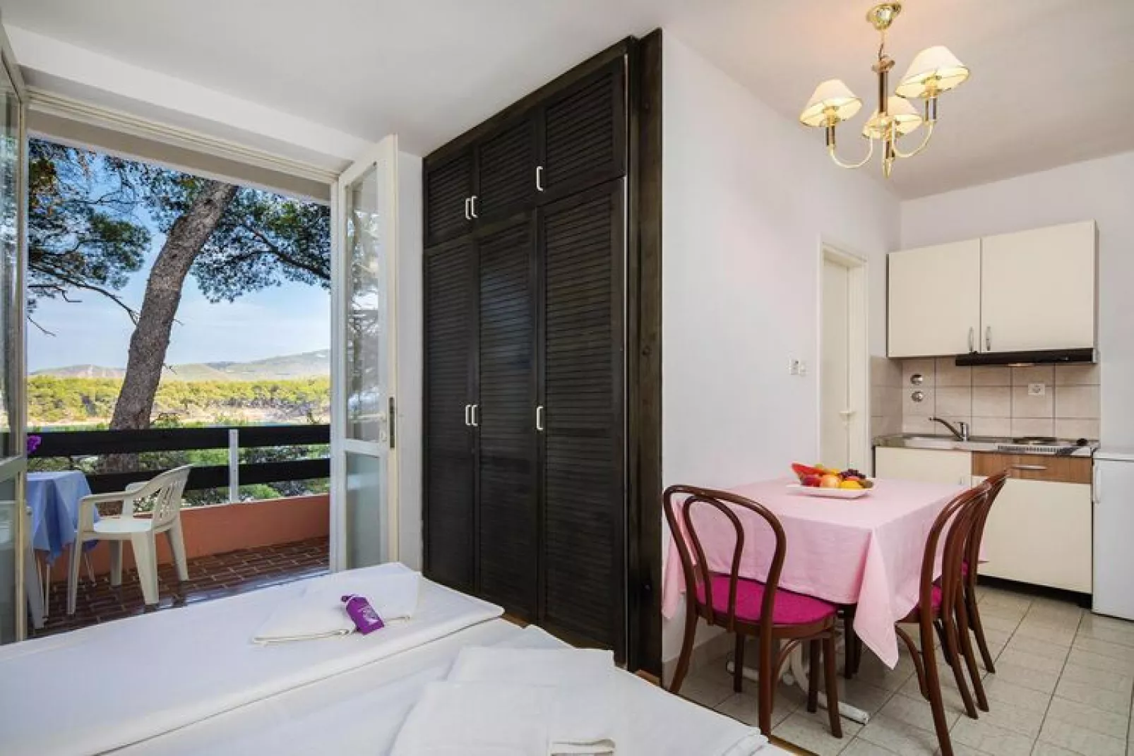 Apartments Fontana Resort Jelsa - Deluxe Studio 2 - 37 qm - 2 Pers-Kitchen
