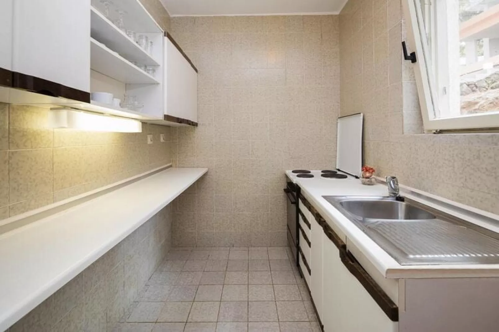 Apartments Fontana Resort Jelsa - Deluxe Studio 2 - 37 qm - 2 Pers-Kitchen