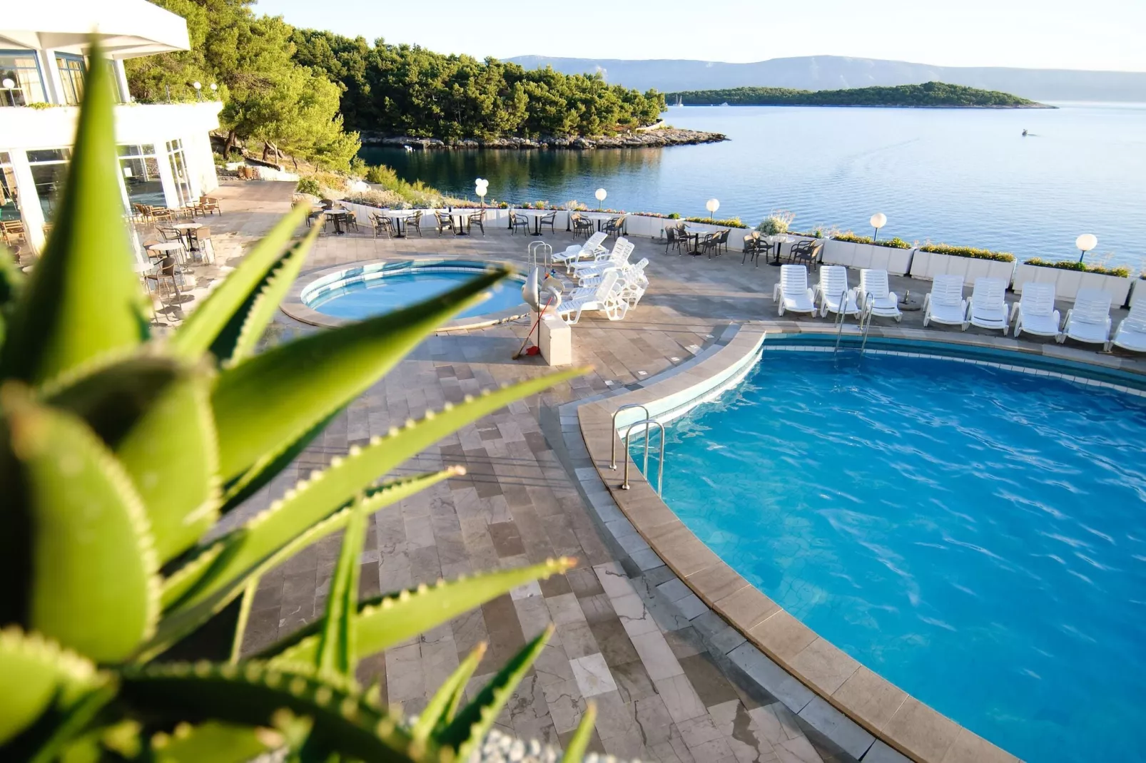 Apartments Fontana Resort Jelsa - Deluxe Studio 2 - 37 qm - 2 Pers-Pool
