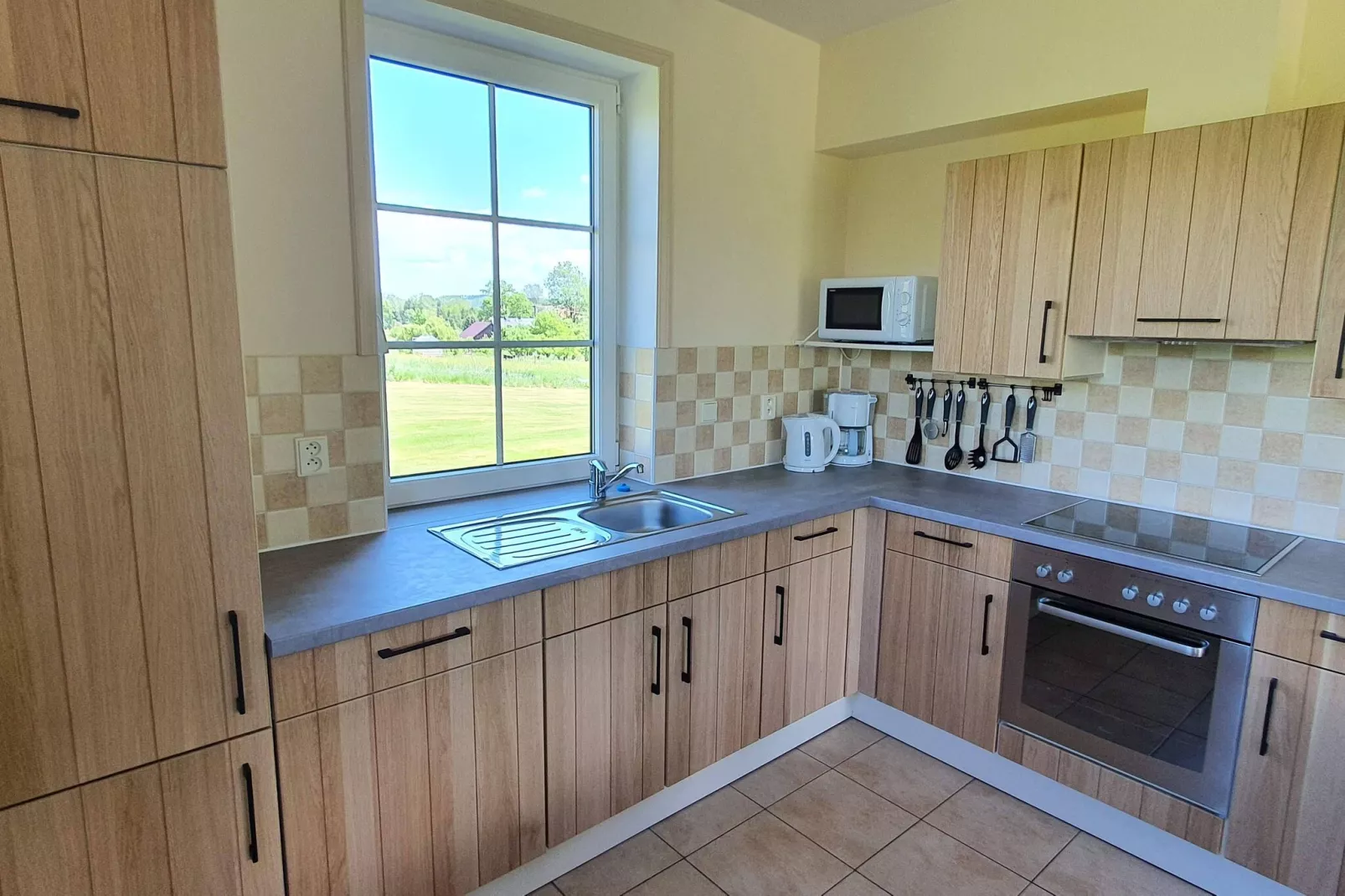 Koruna 12 persoons woning-Kitchen