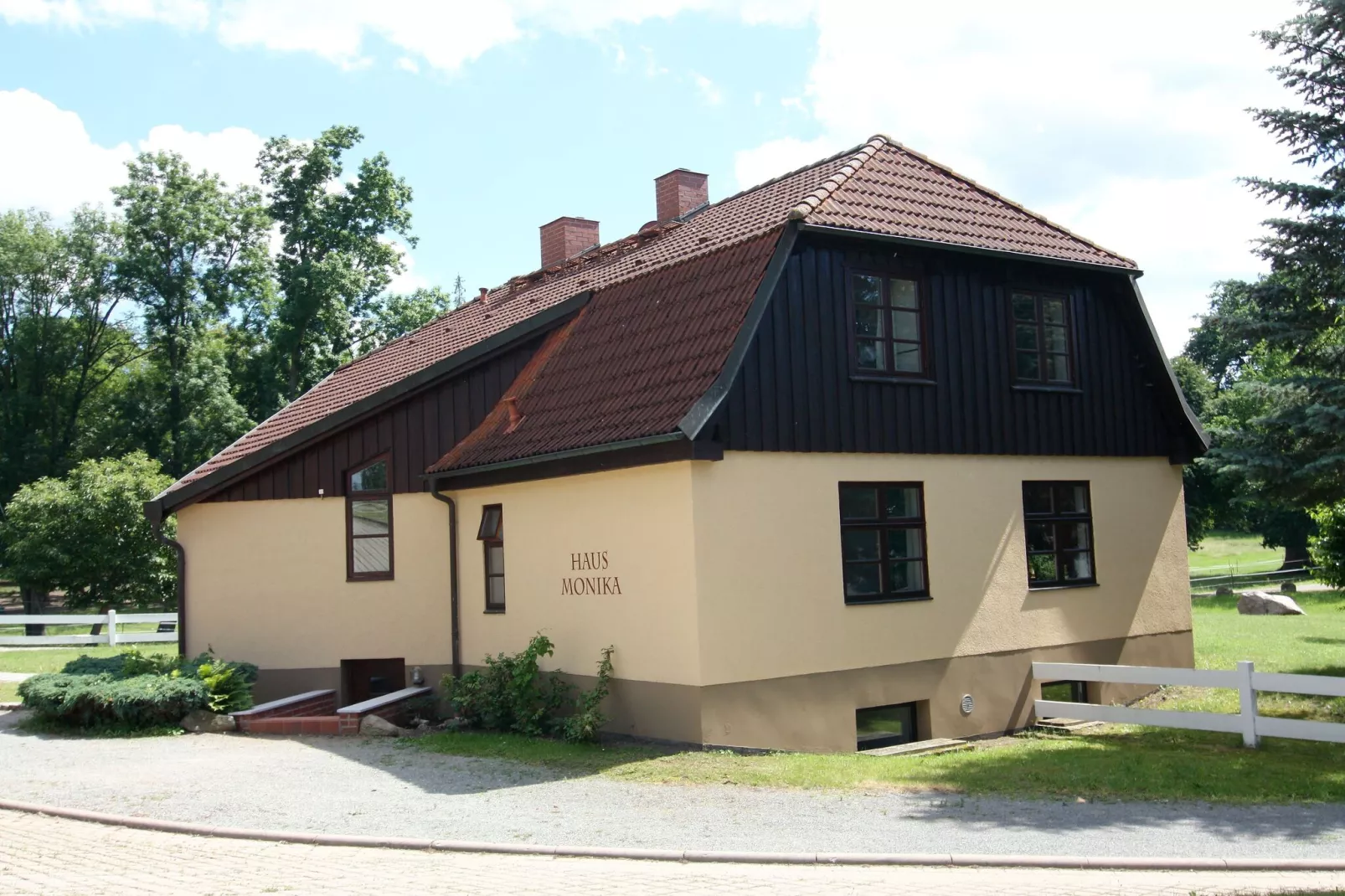 Haus Monika 200 qm / 7-8 Personen-Exterior summer