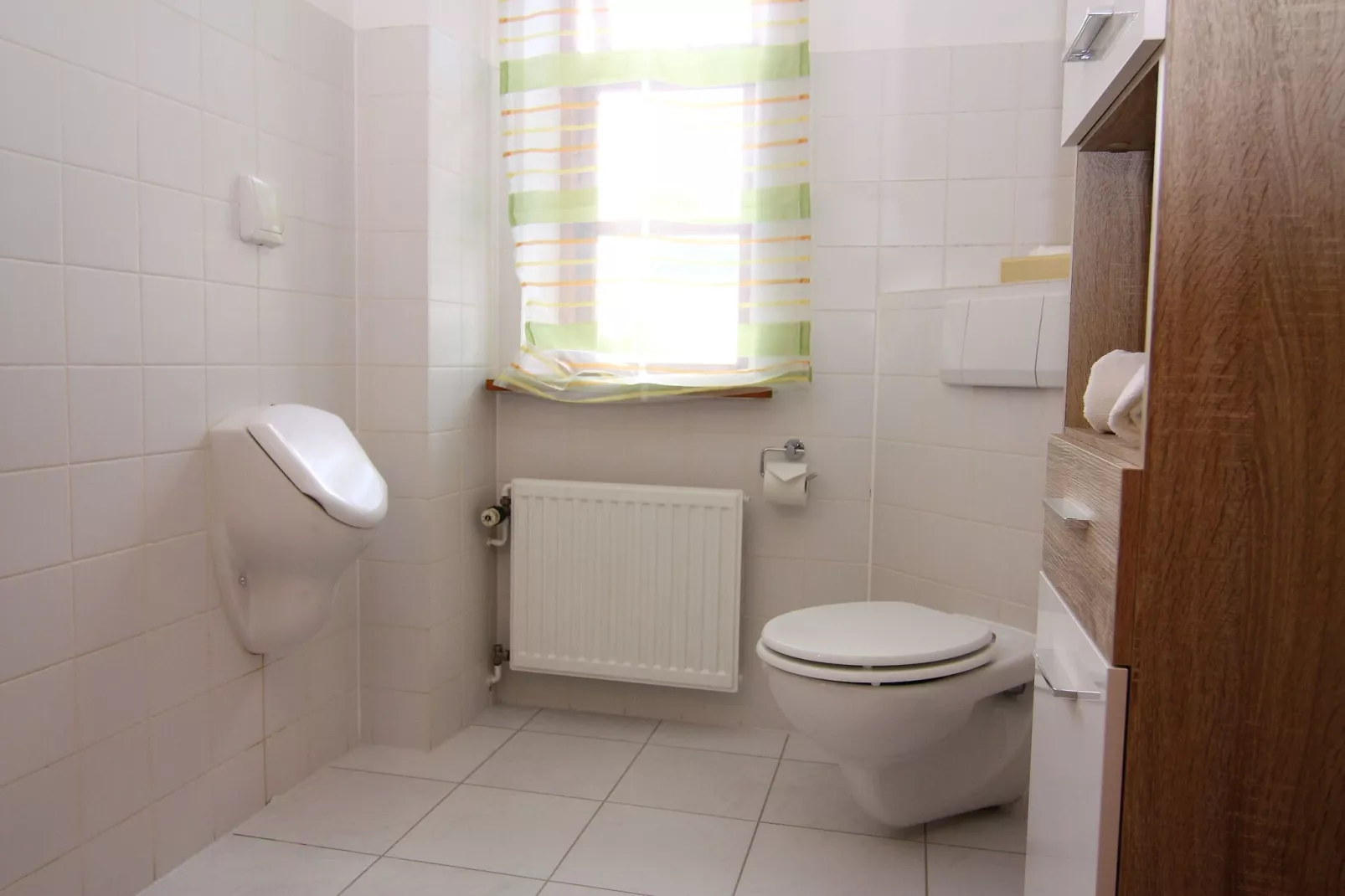 Haus Monika 200 qm / 7-8 Personen-Bathroom