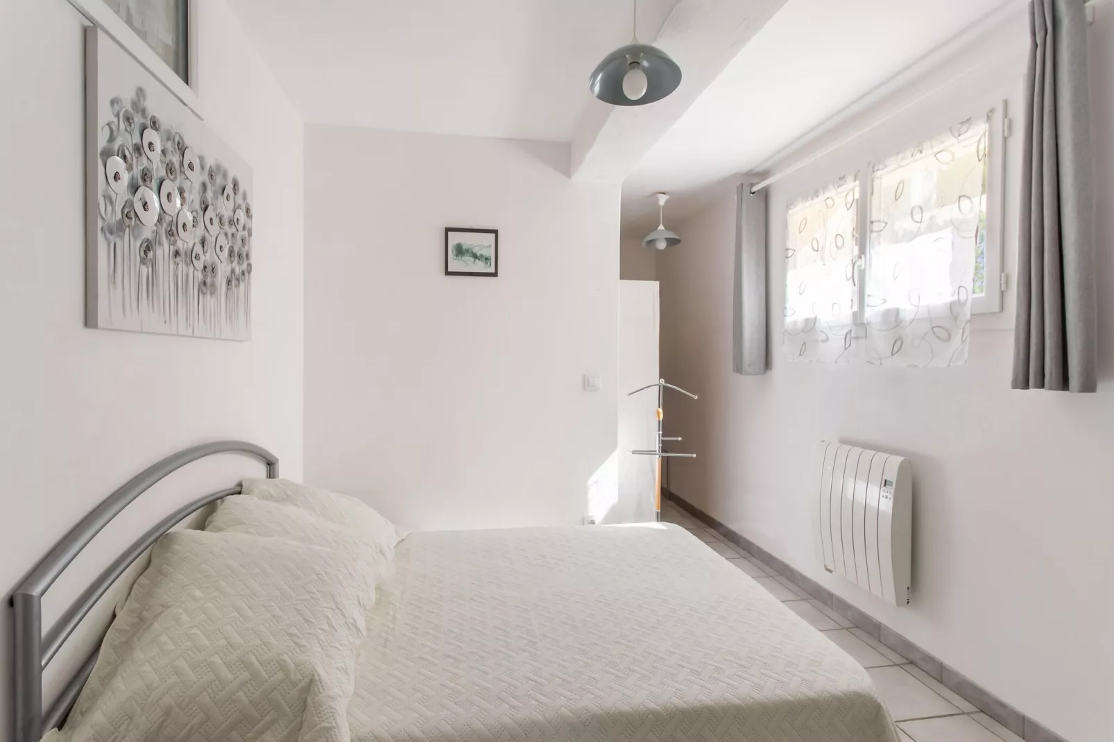 Berre les Alpes-Bedroom
