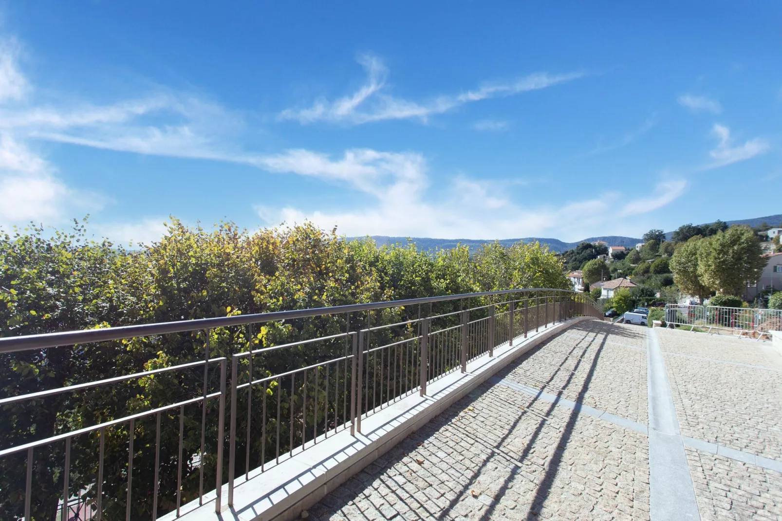 Berre les Alpes-Areas summer 1km