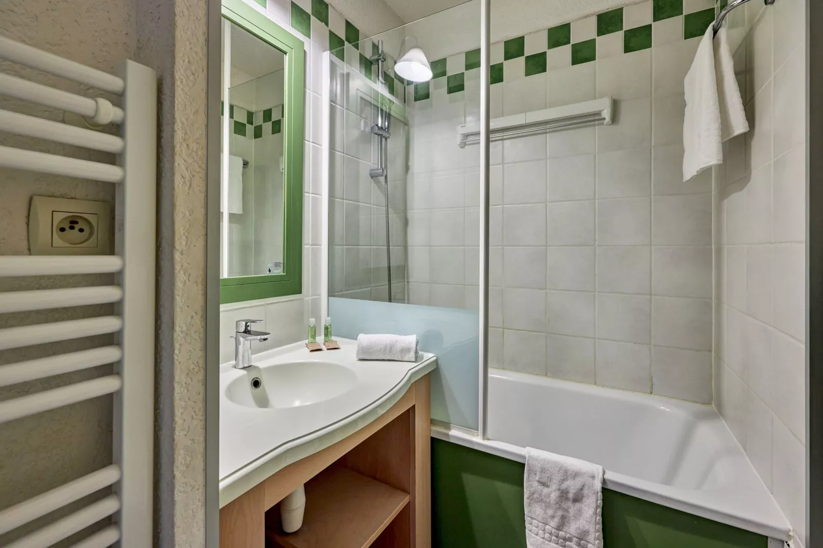 Residence Les Embruns Deauville - 14 Studio 4 p-Bathroom