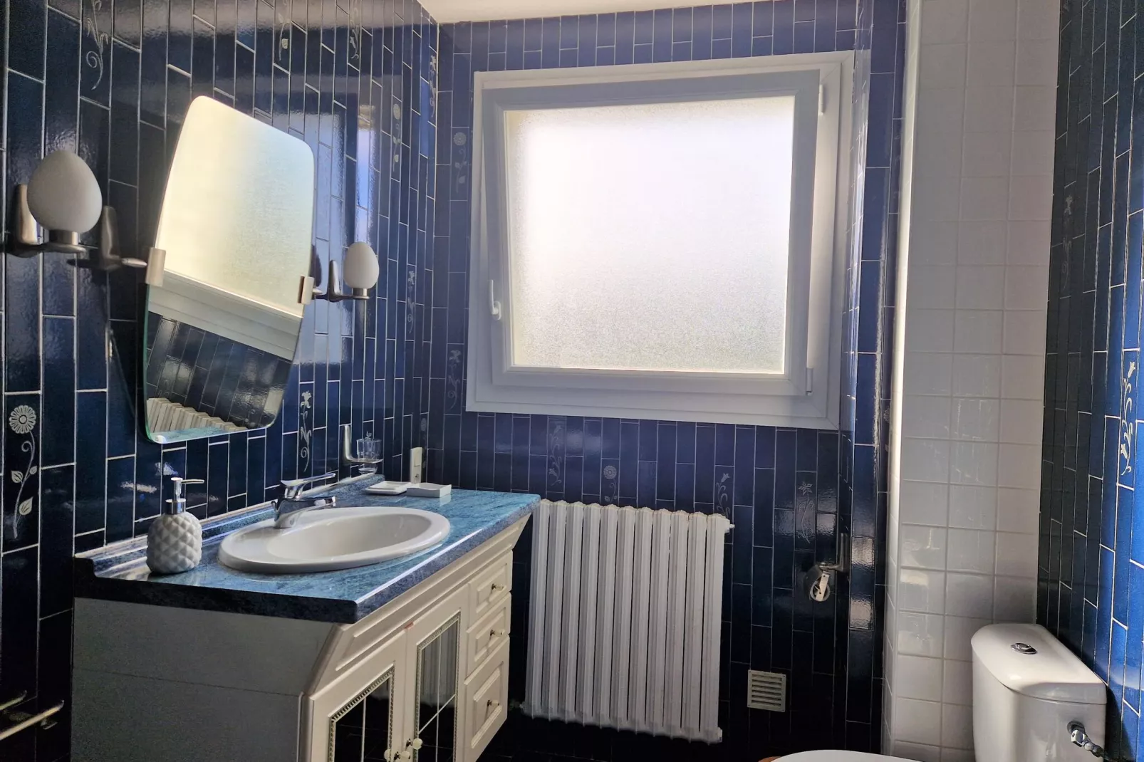 Holiday home in Perros-Guirec-Bathroom