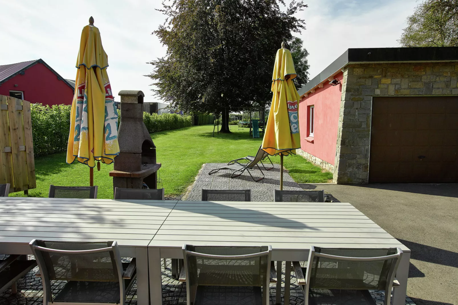 Ludogite-Terrace balcony