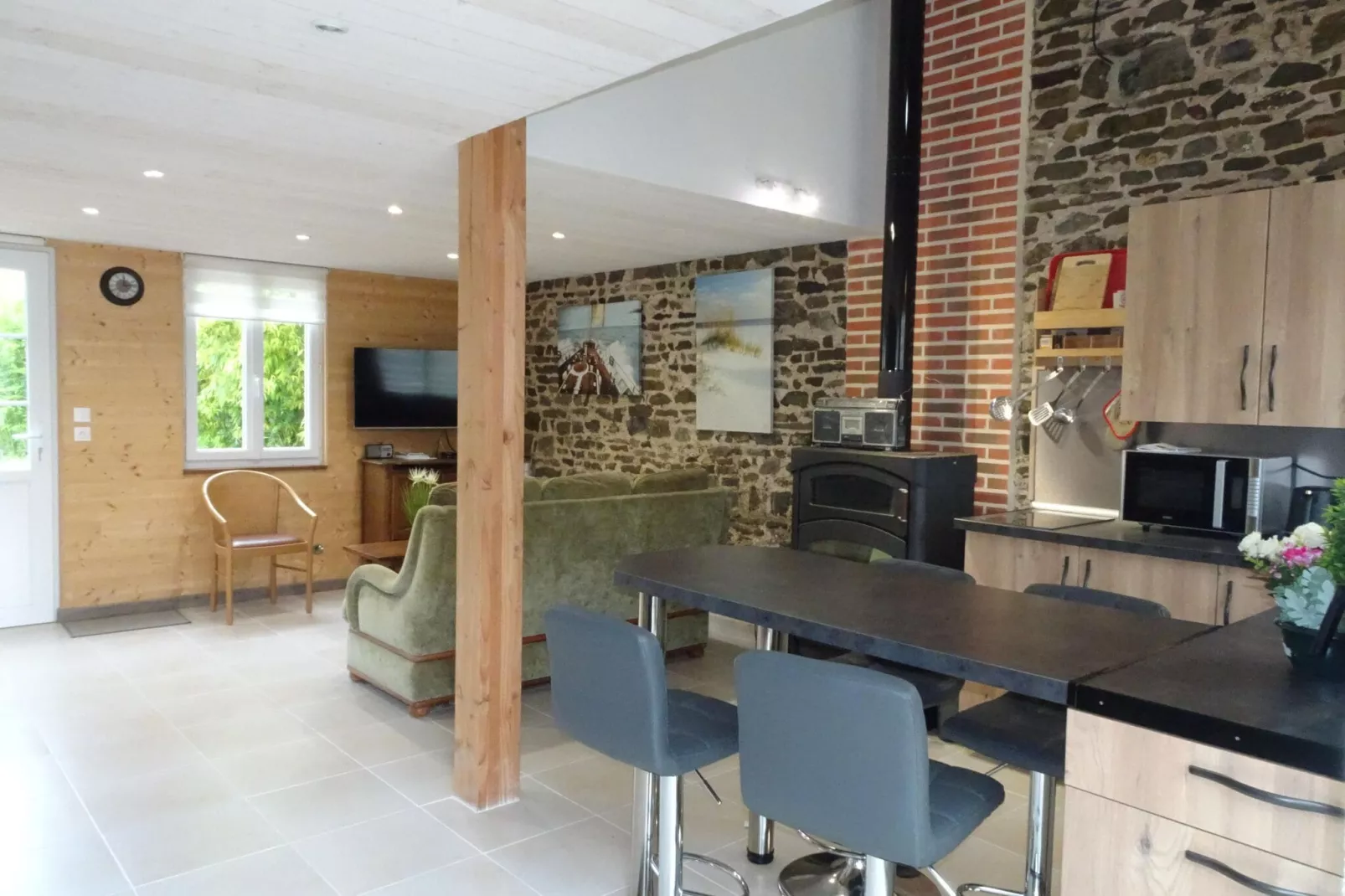 Holiday home Denneville-Esszimmer