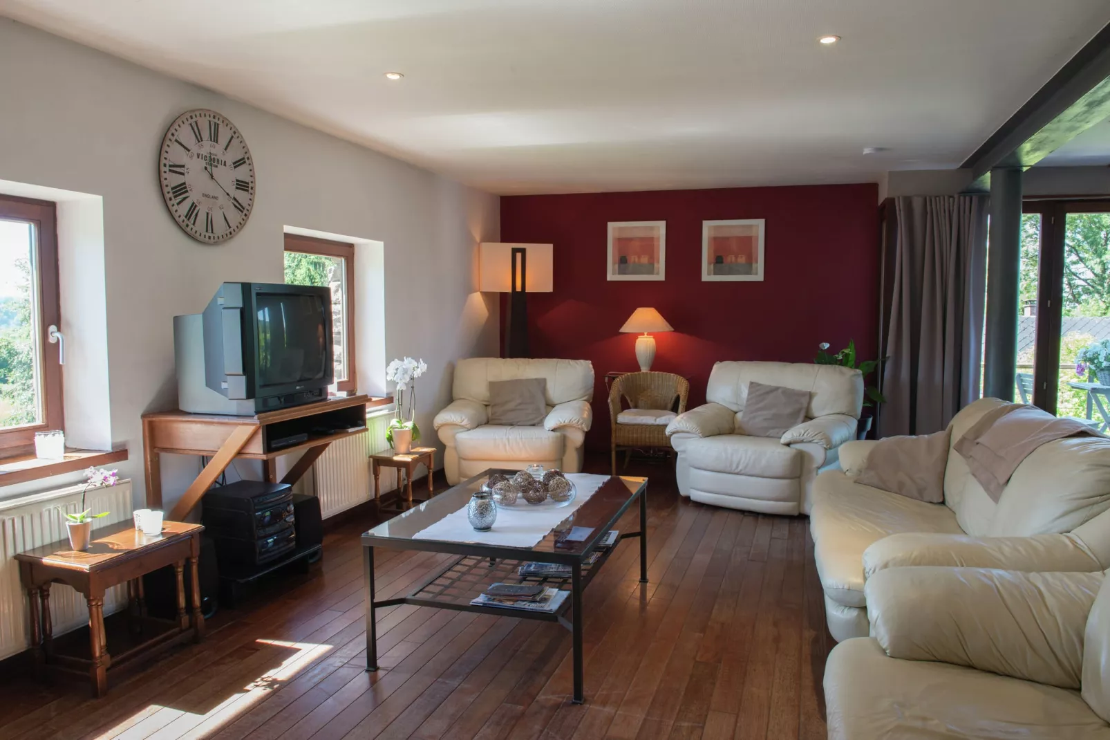 Les Terrasses-Living room