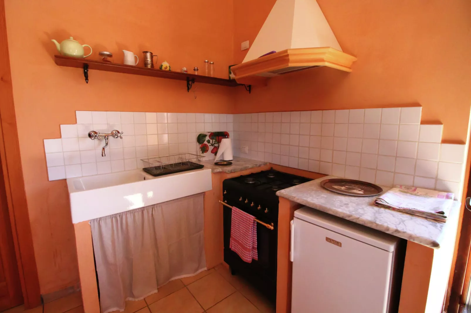 Mirto-Kitchen