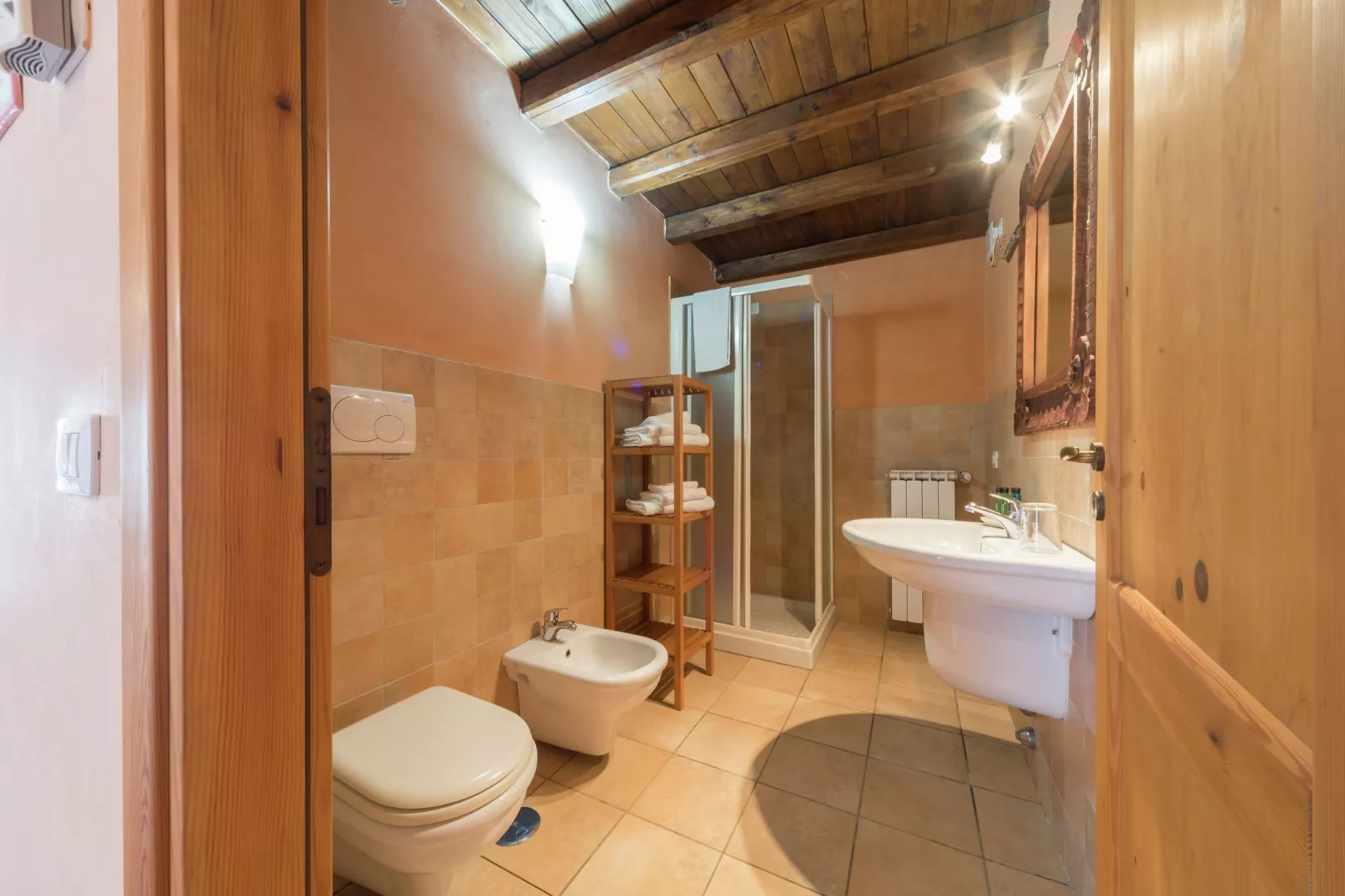 Mirto-Bathroom