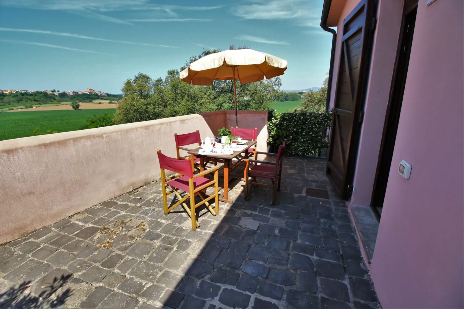 Lentisco-Terrace balcony