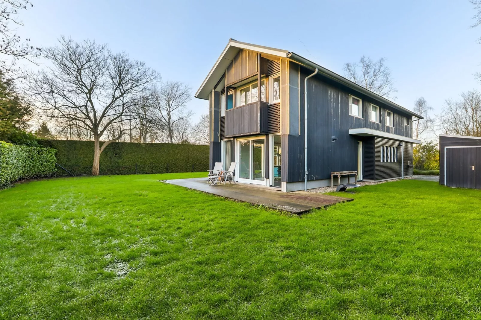 Stijlvol familiehuis in Grou-Exterior summer