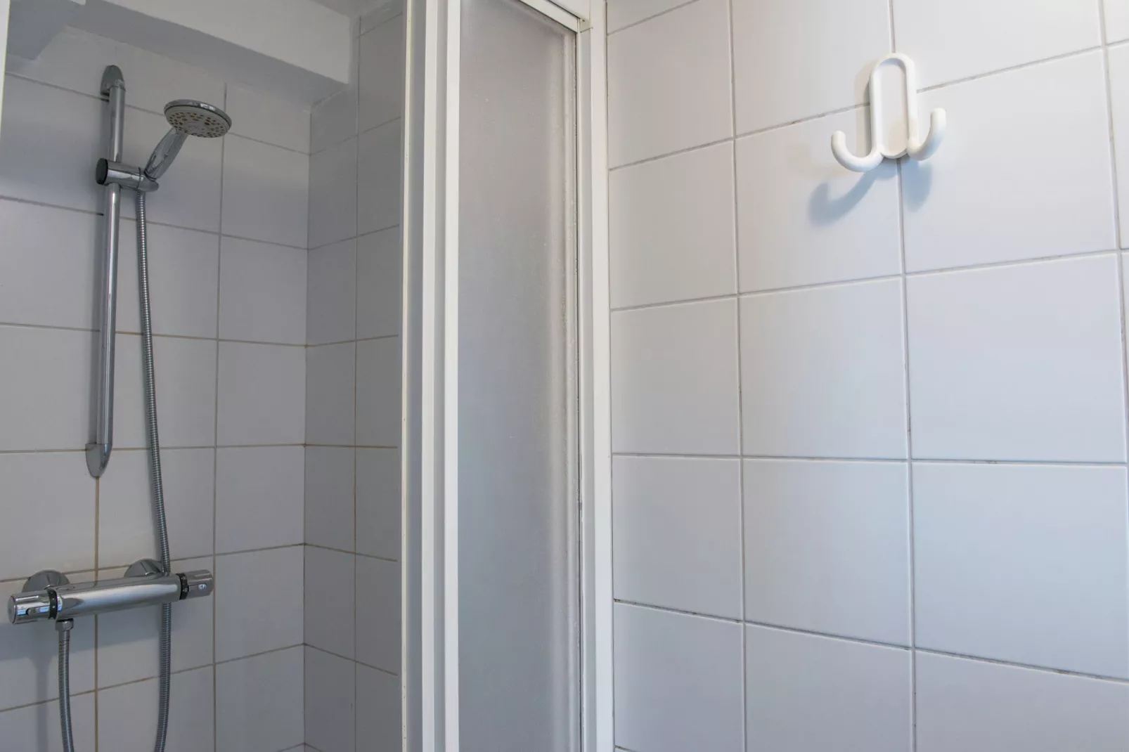 Les Terrasses-Bathroom