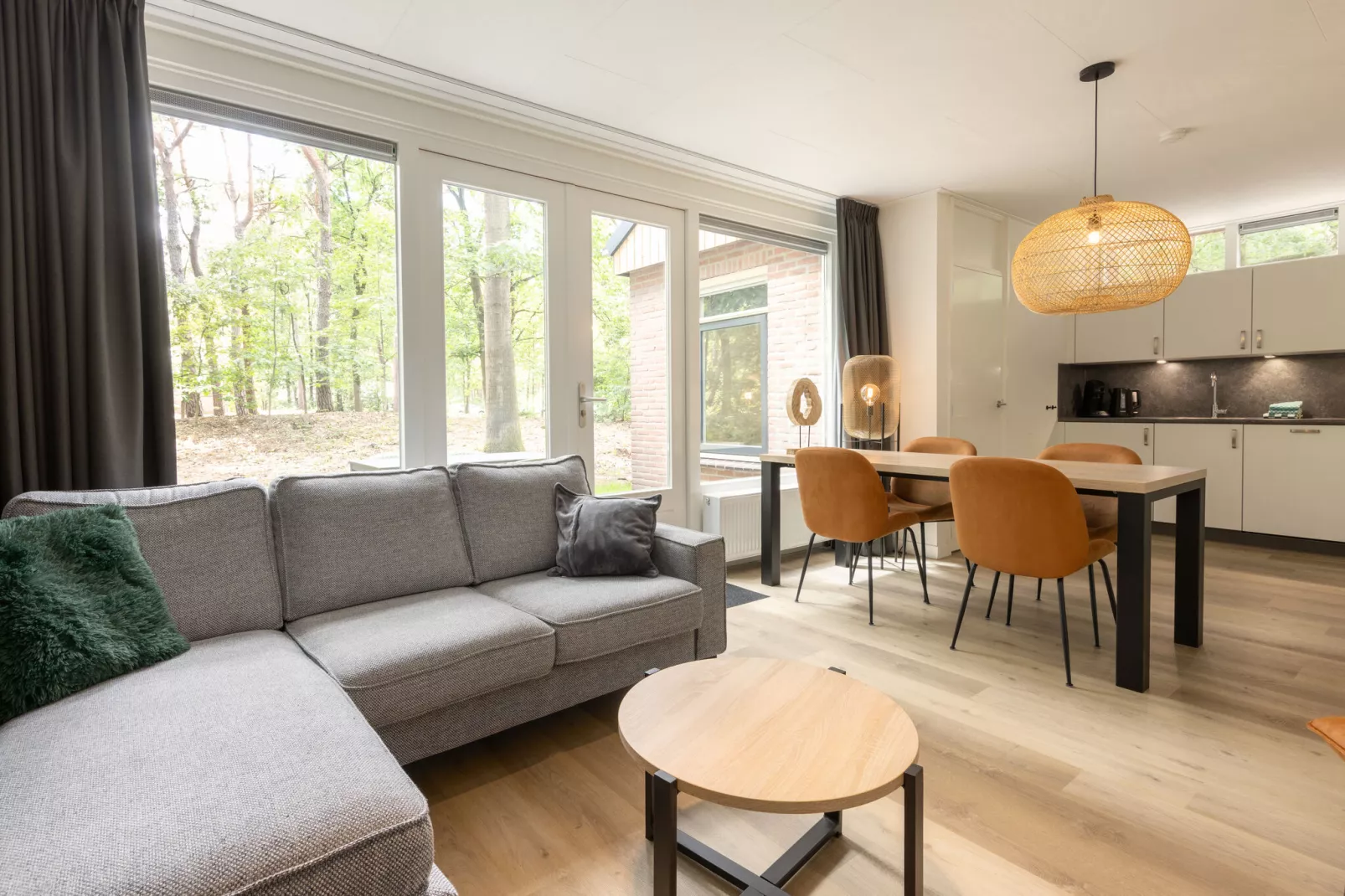 Park De Peel 3-Living room