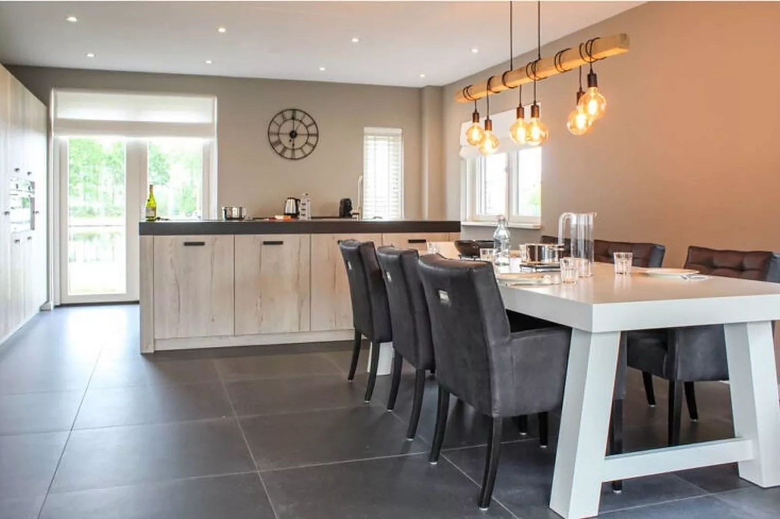 Recreatiepark Idskenhuizen 1-Kitchen
