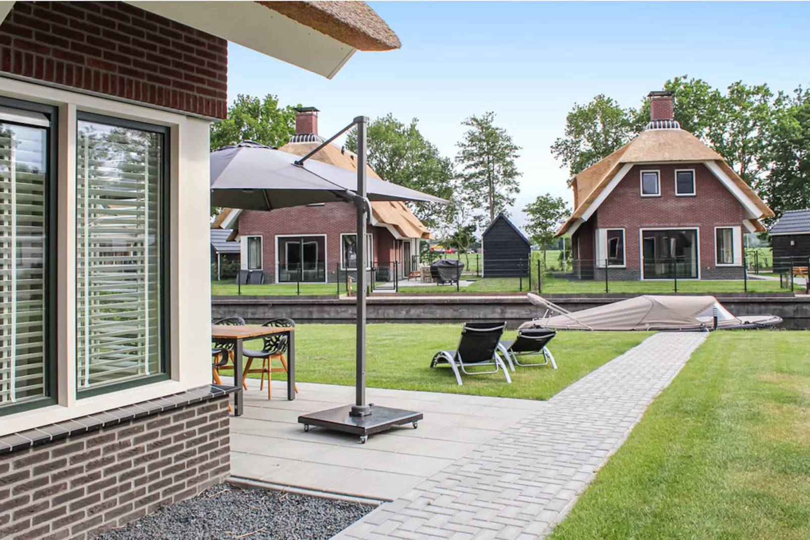Recreatiepark Idskenhuizen 1-Terrace balcony