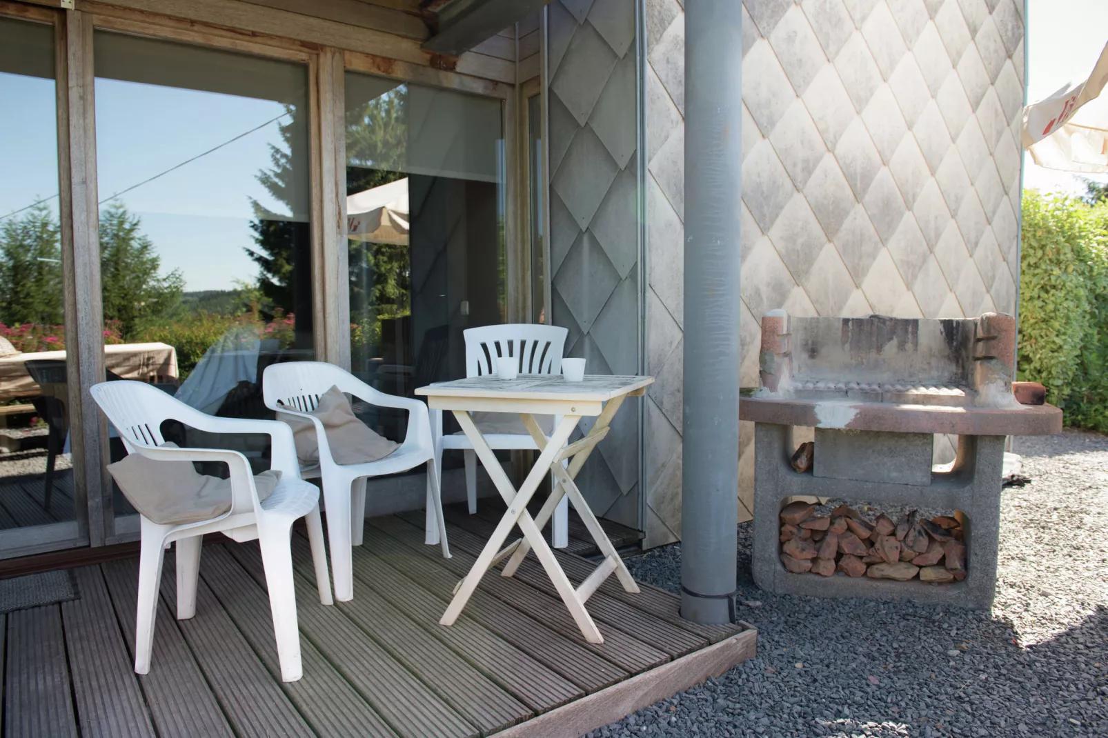 Les Terrasses-Terrace balcony