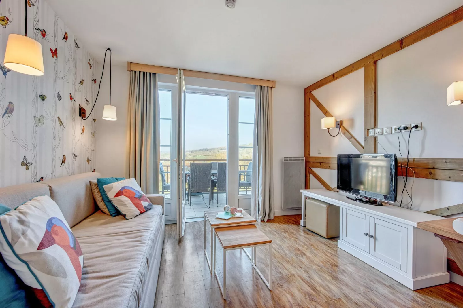 Residence & Spa Houlgate  36 Standard Apt 6 p - 2 bedrooms duplex-Living room