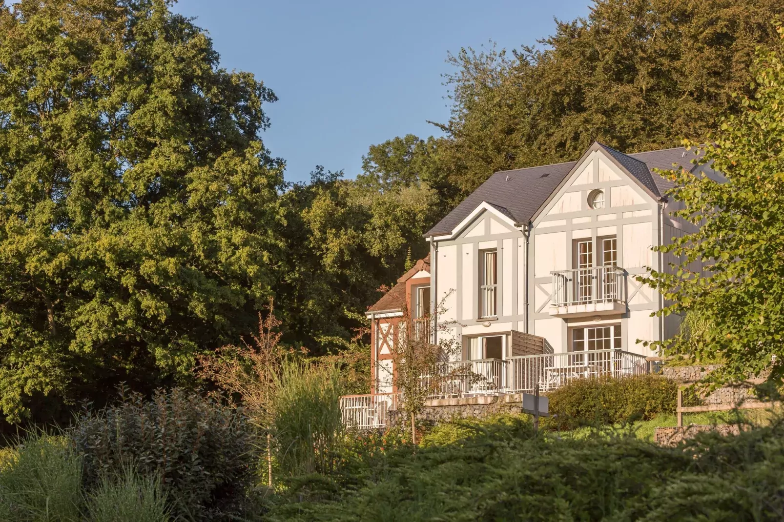 Holiday village Normandy Garden Branville - M5O Standard House 5 p - 1 bedroom - duplex-Extérieur été
