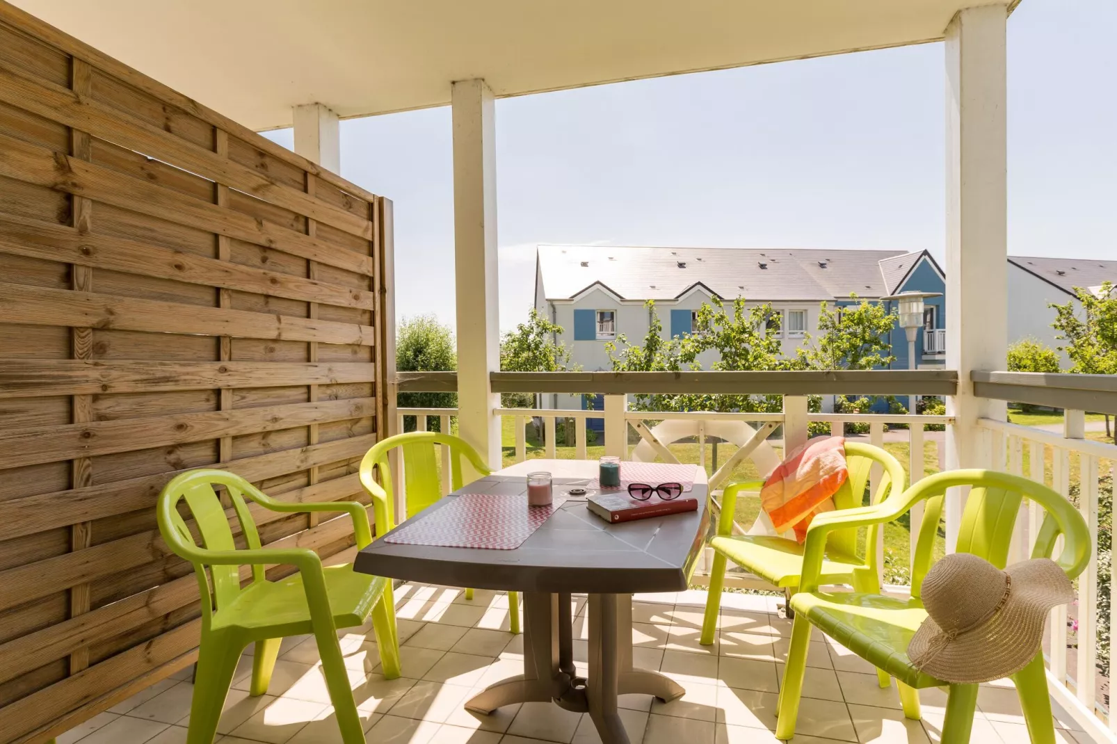 Residence Le Chant des Oiseaux Courseulles-sur-Mer - 24 Standard Apt 4 p - 1 bedroom-Exterior summer