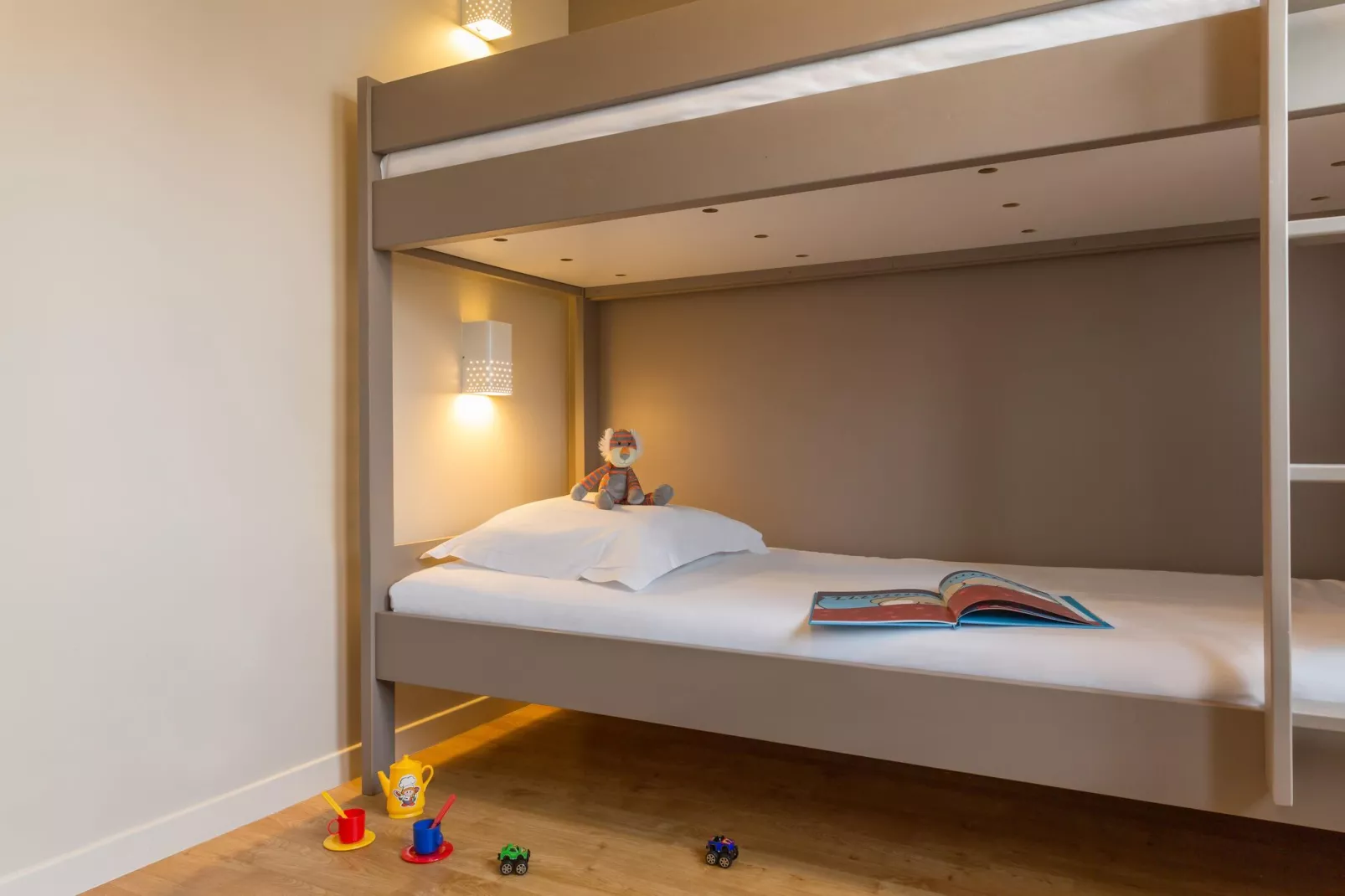 Residence Le Chant des Oiseaux Courseulles-sur-Mer - M6 Standard House 6 p - 2 bedrooms - terrasse-Chambre