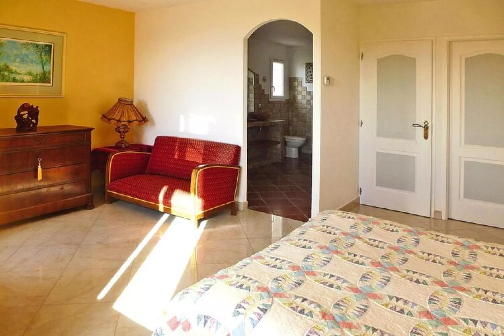 Villa in Lambesc-Bedroom