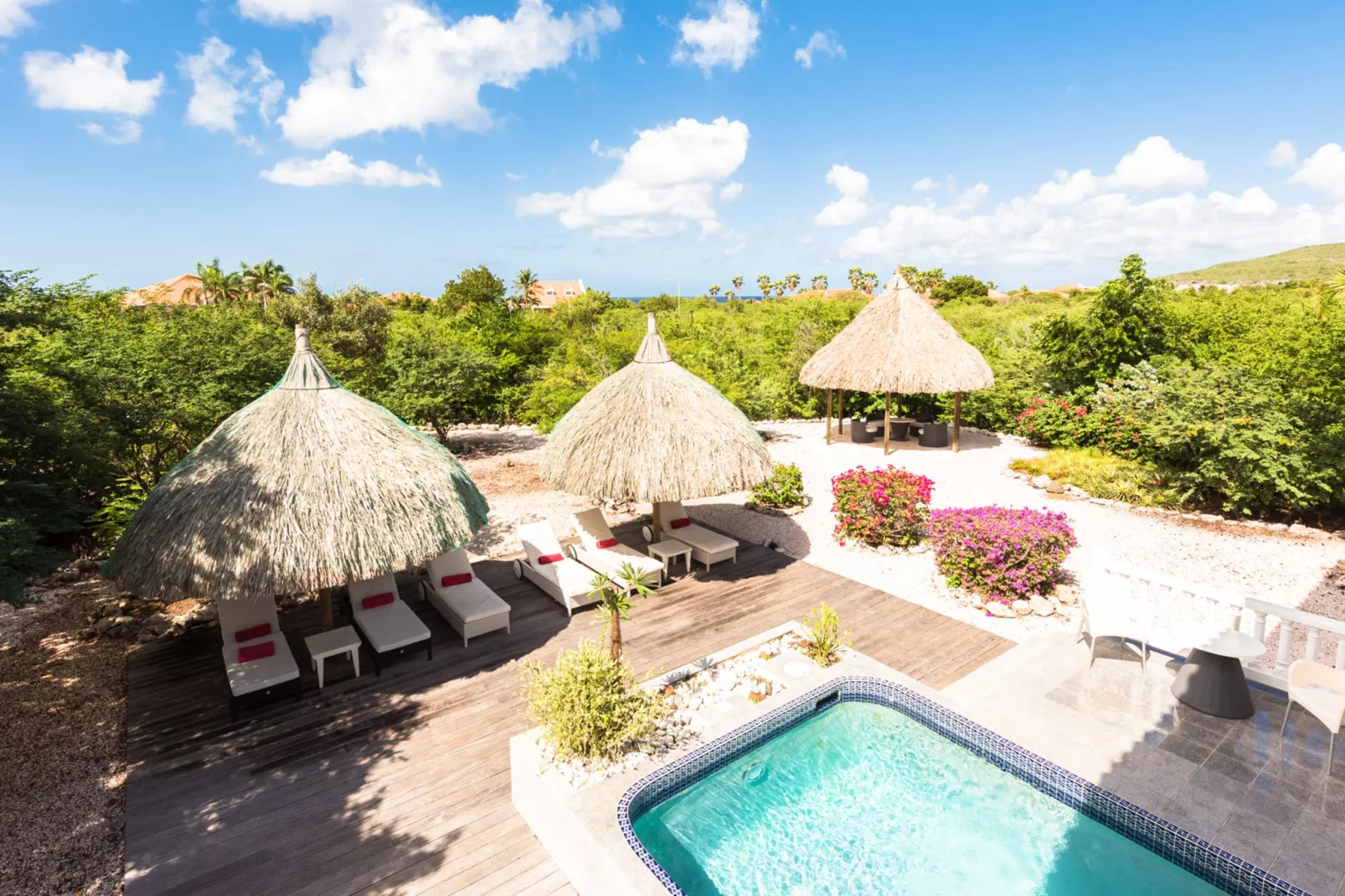 Caribbean Sea Coral Estate 6 pers-Gardens summer