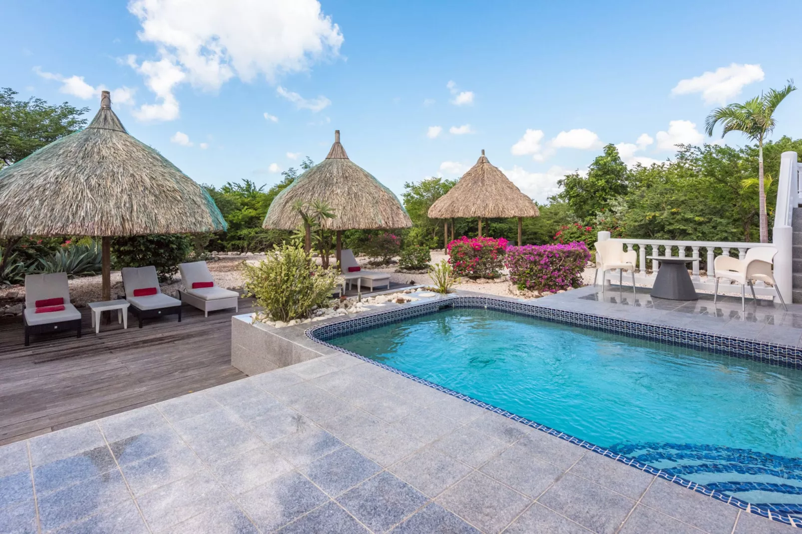 Caribbean Sea Coral Estate 6 pers-Gardens summer