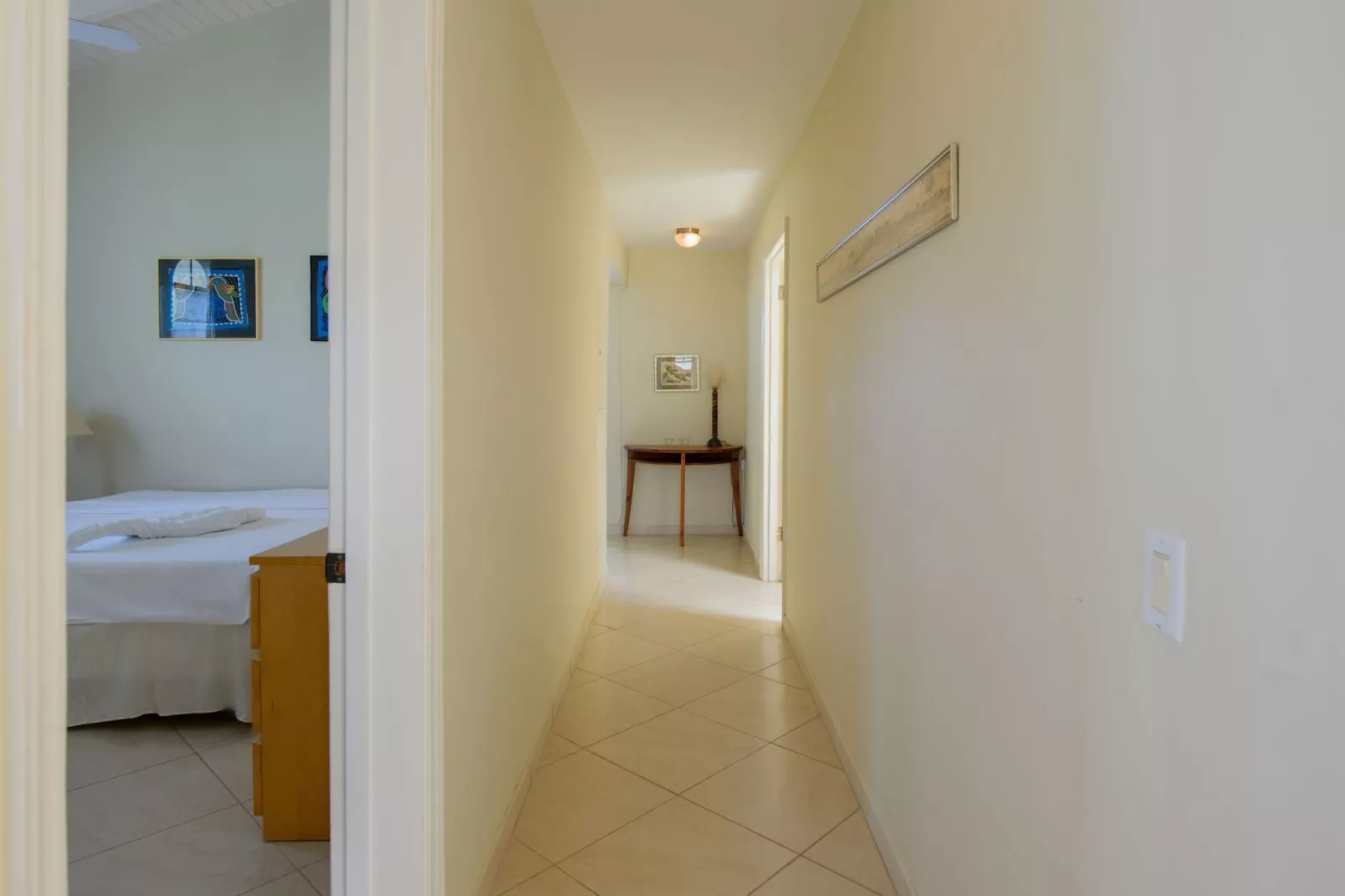 Dolphin View Mambo Beach-Reception hall