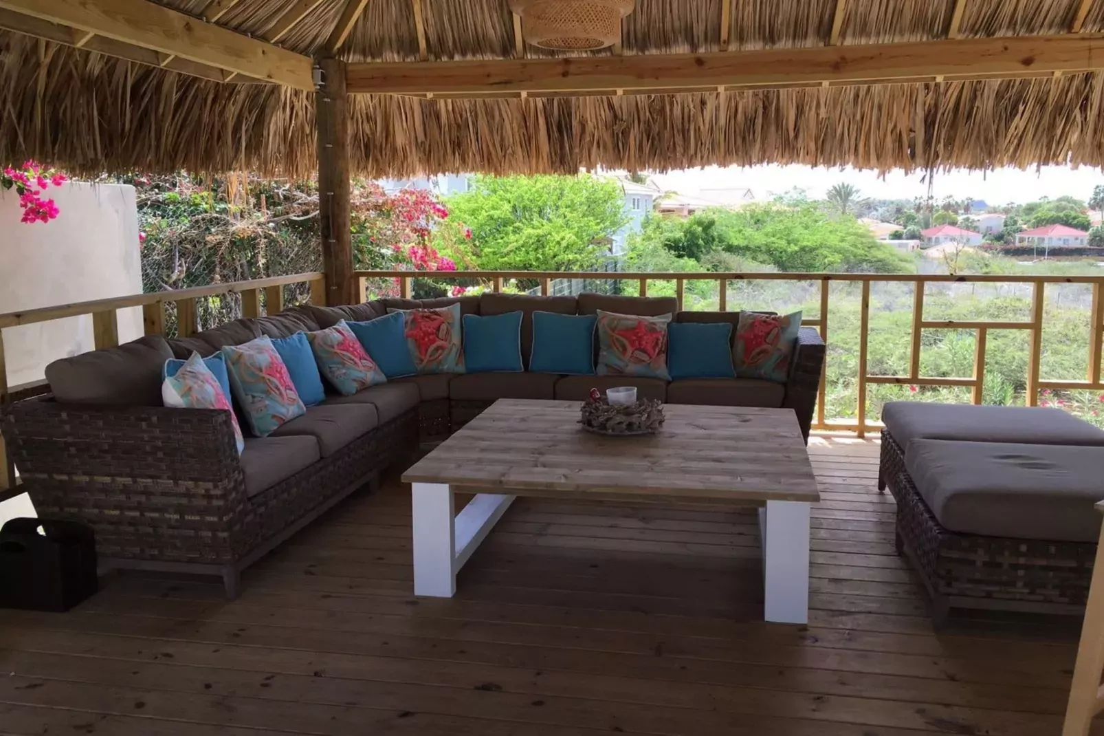 Villa Sonrisa Vista Royal-Balcon-terrasse