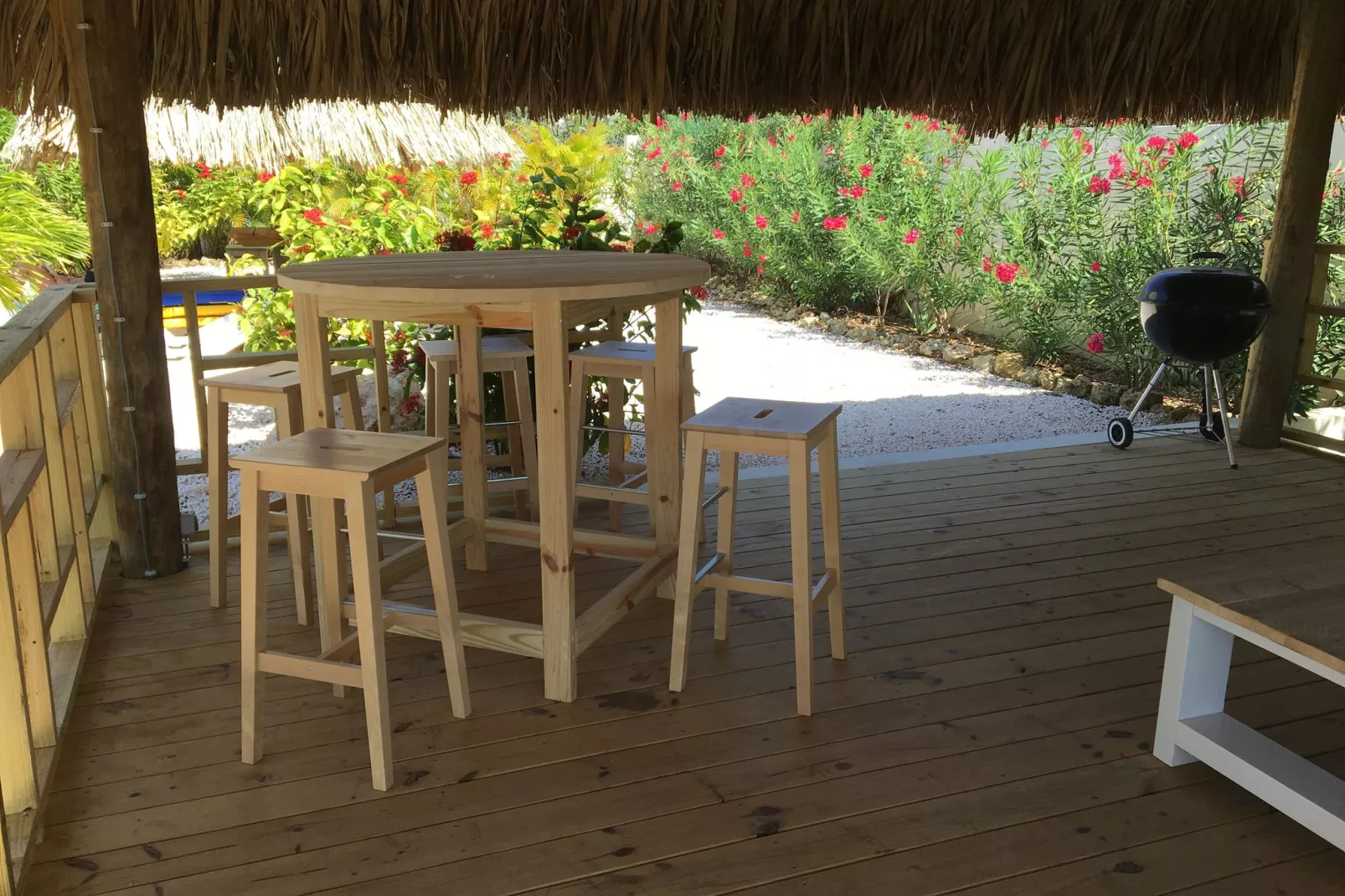 Villa Sonrisa Vista Royal-Balcon-terrasse