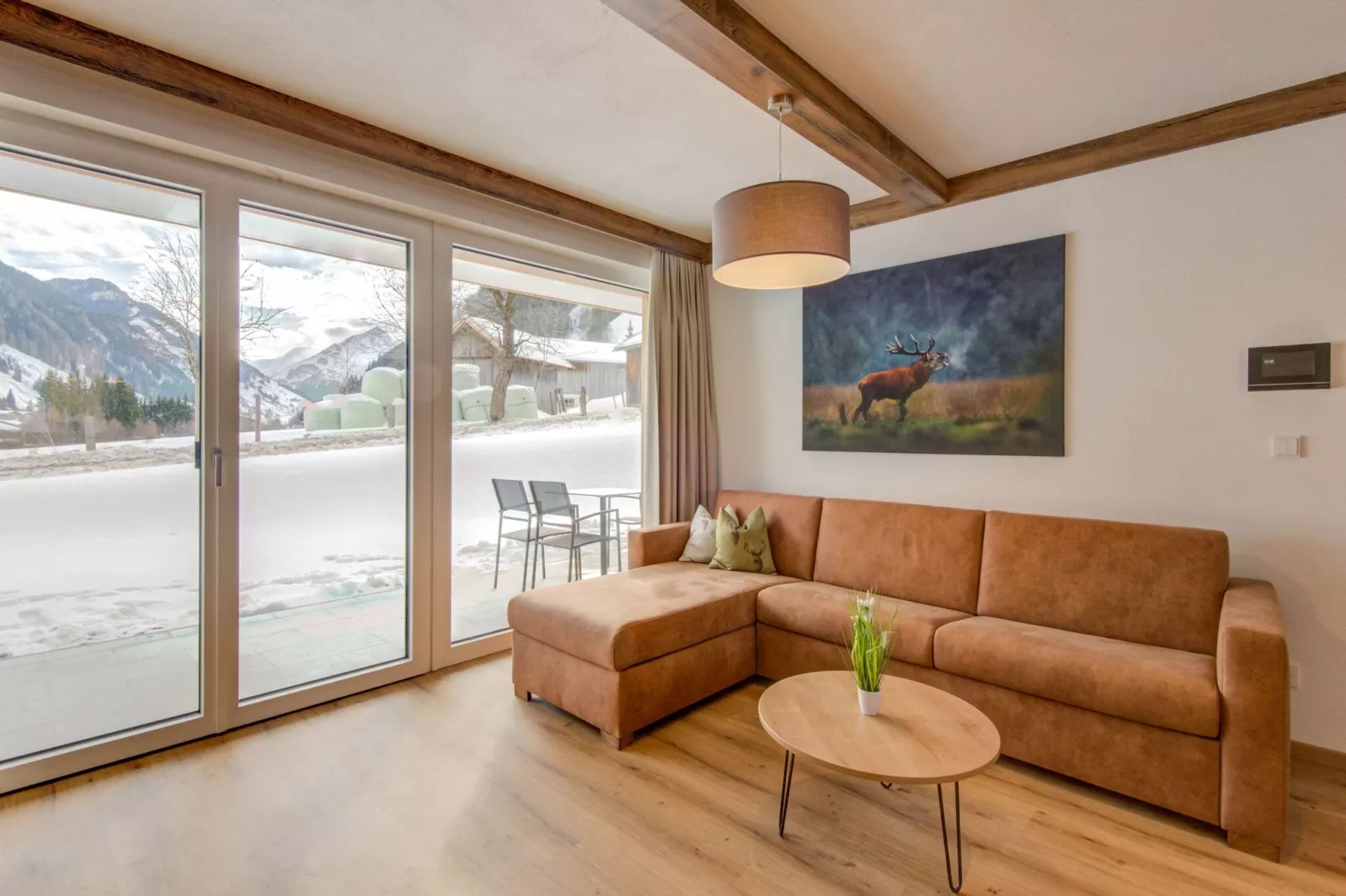 Golden Lodges Type 75-Living room
