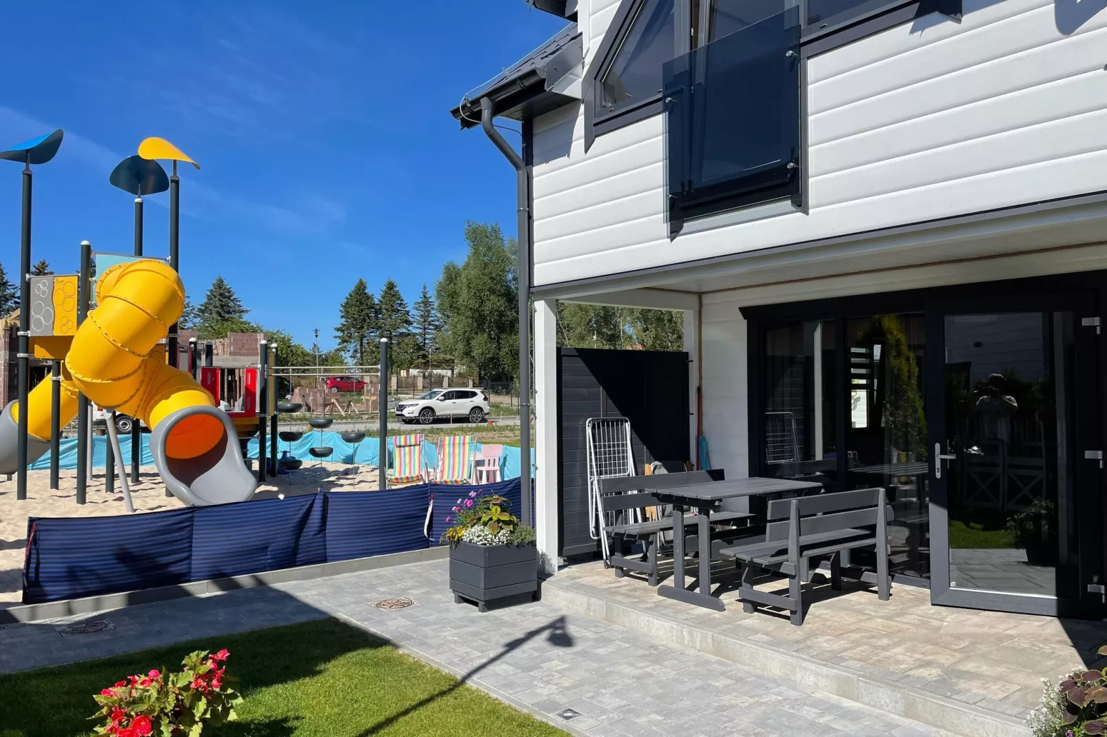 Domki wakacyjne PREMIUM dla 6 osób Sianożęty-Terrace balcony