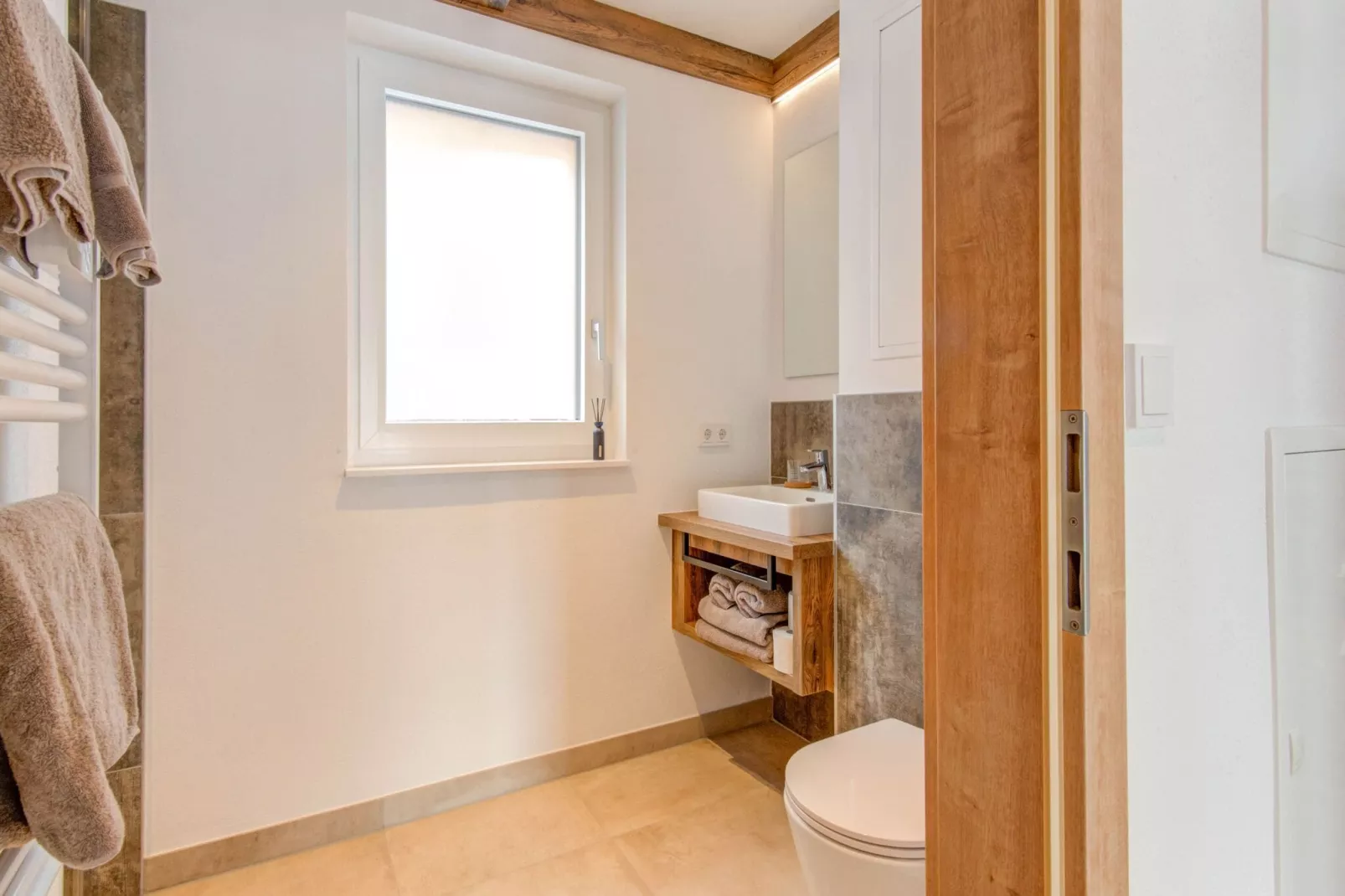 Golden Lodges Type 75-Bathroom