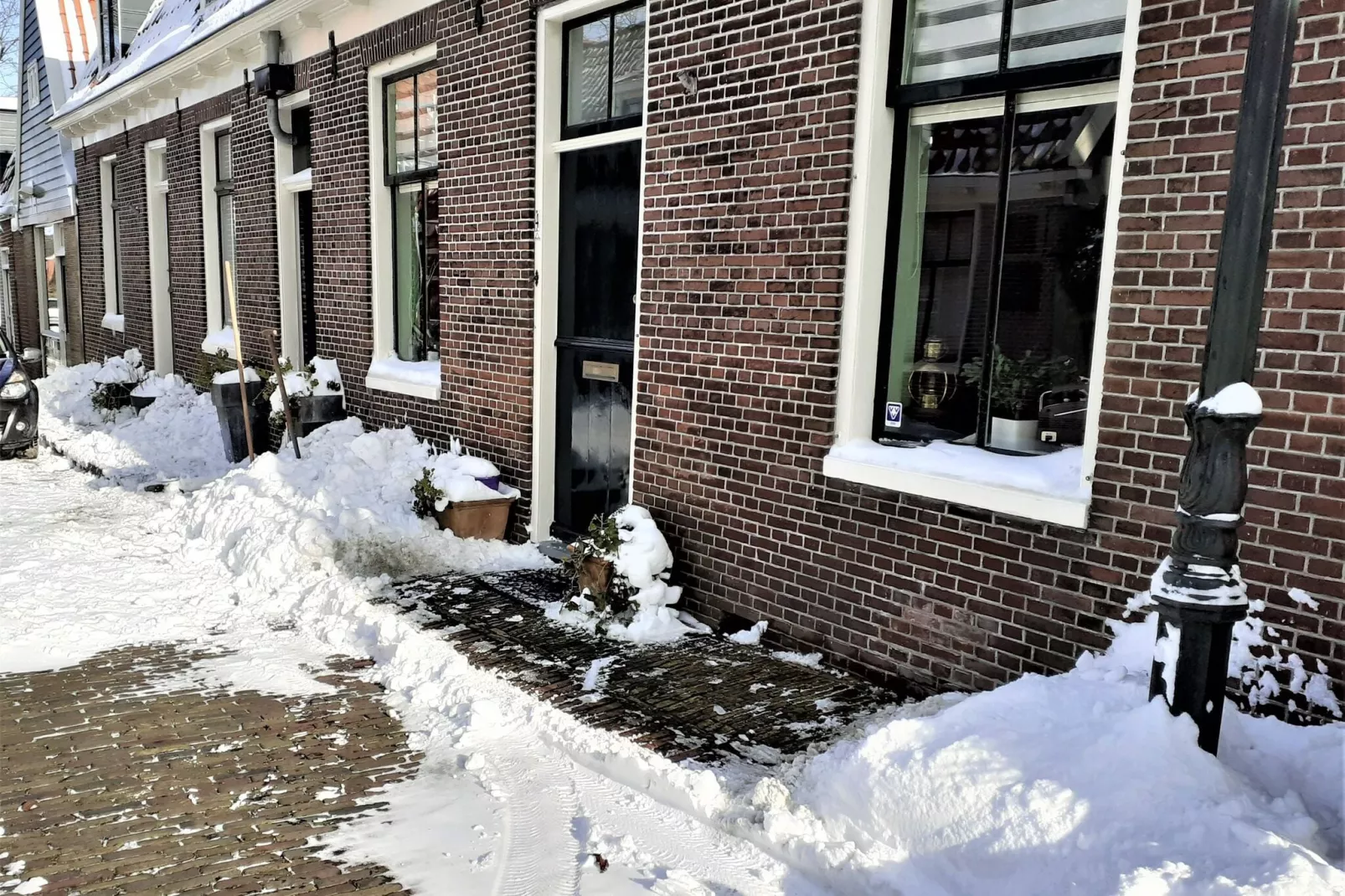 Edammer Vissershuisje-Exterior winter