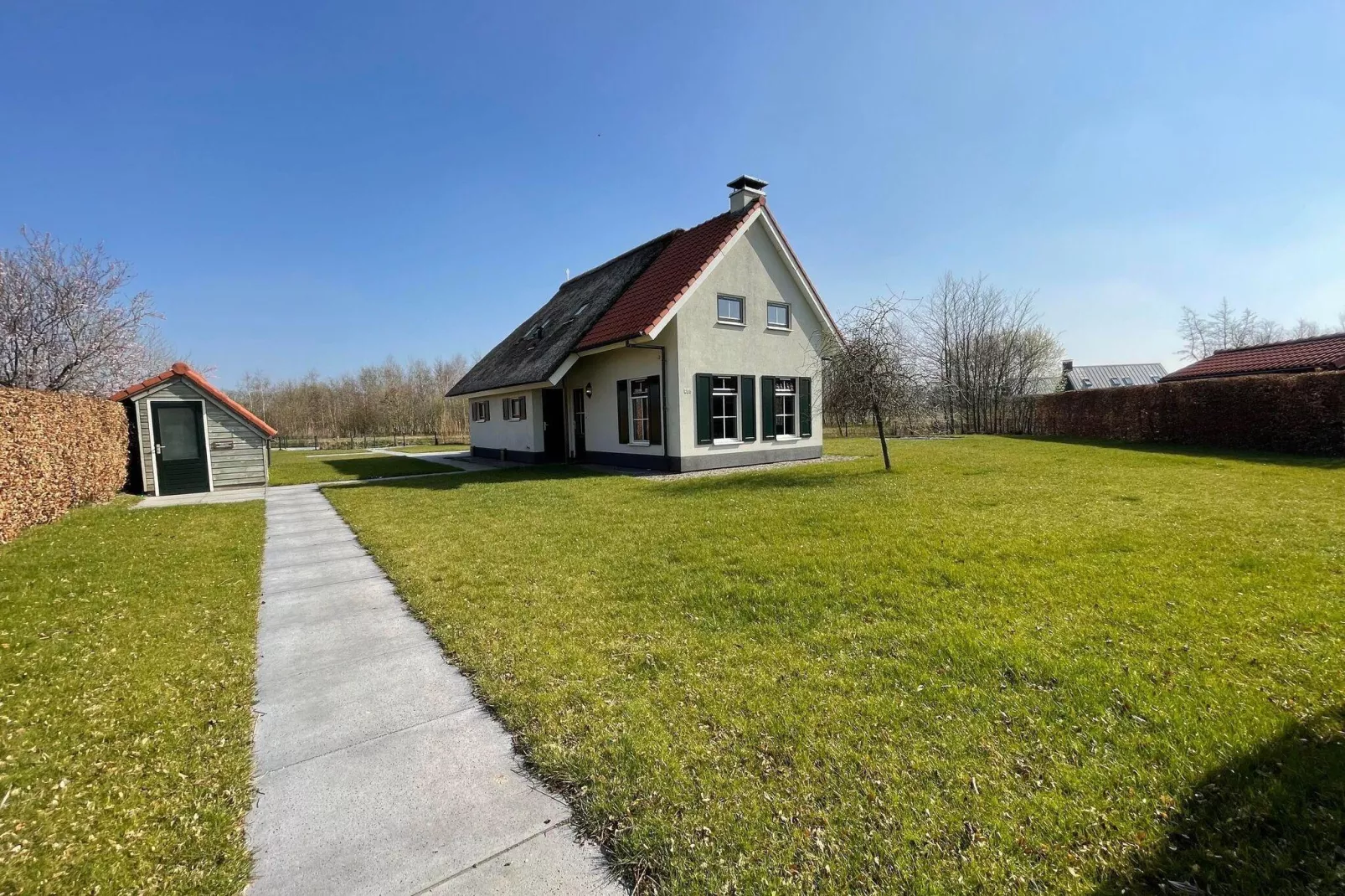 Landgoed Eysinga State 1-Exterior summer