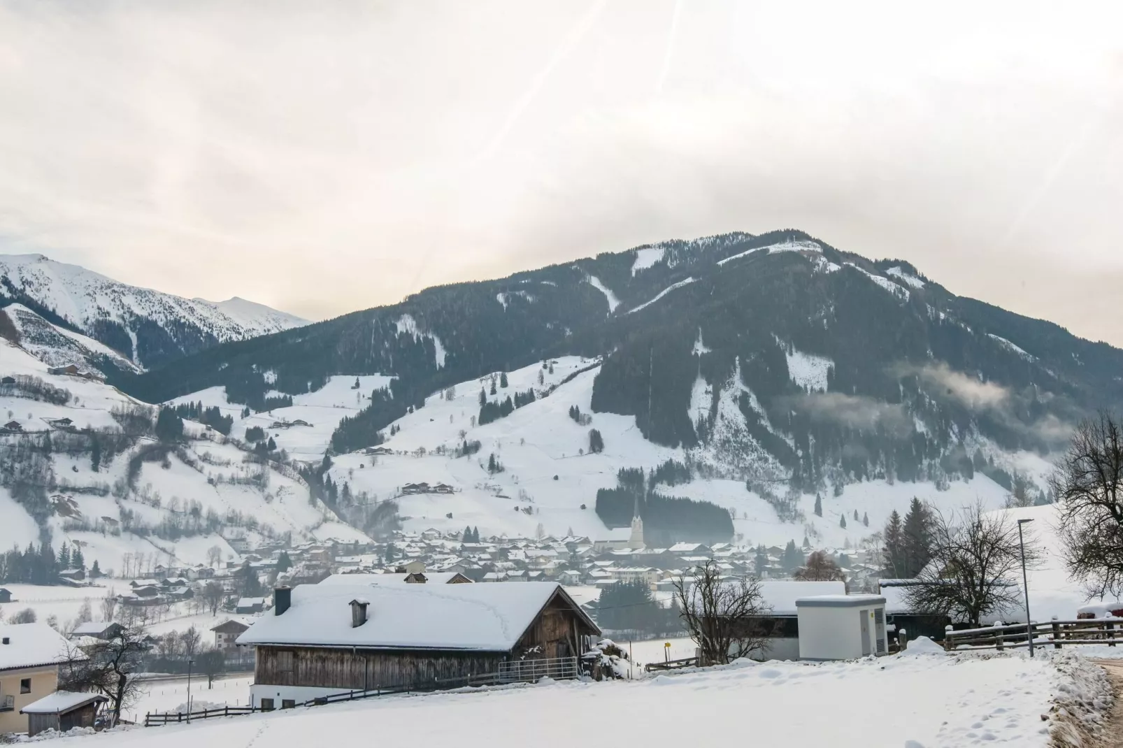 Golden Lodges Type 75-Area winter 5km