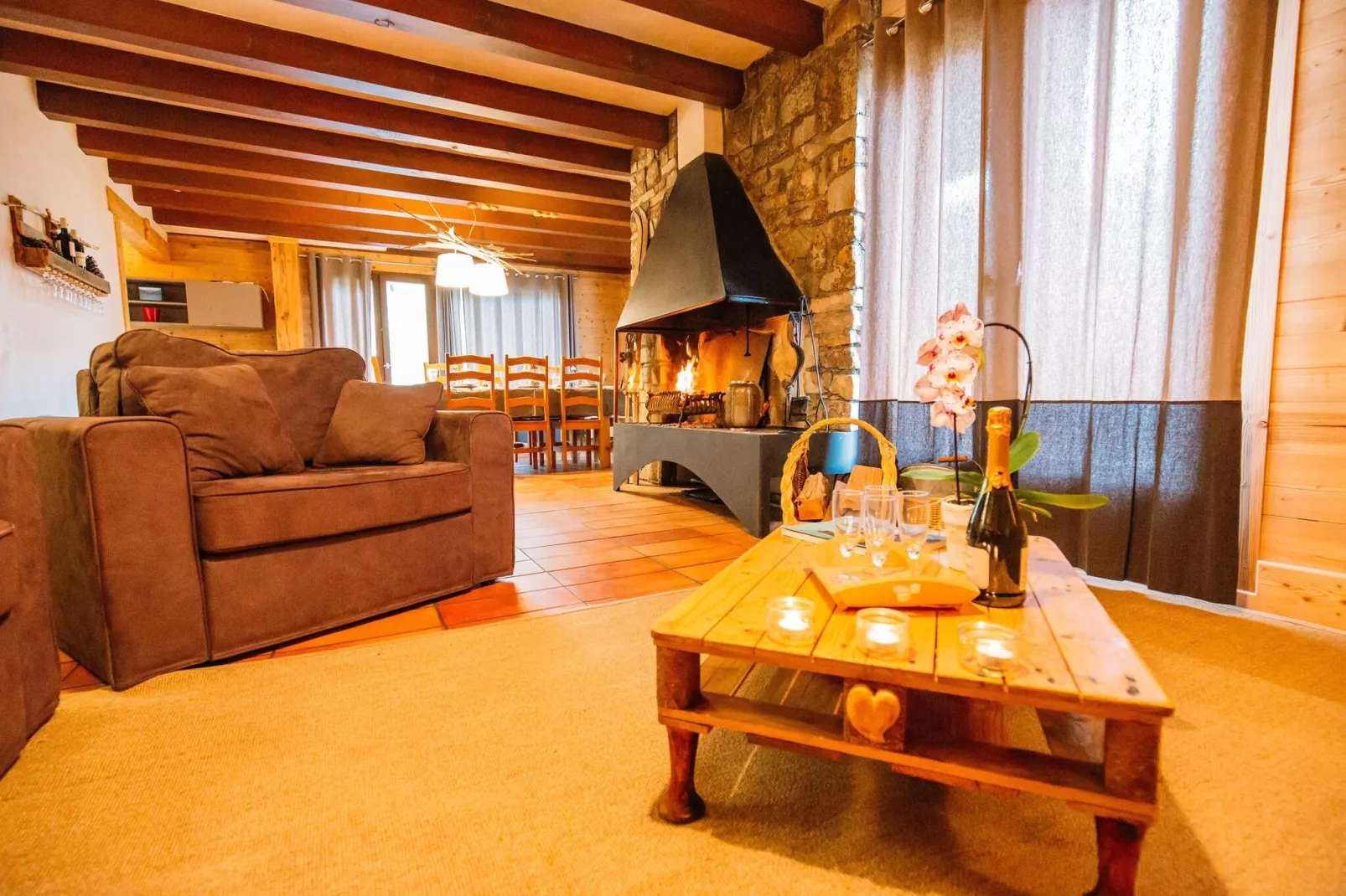Chalet Perle-Living room