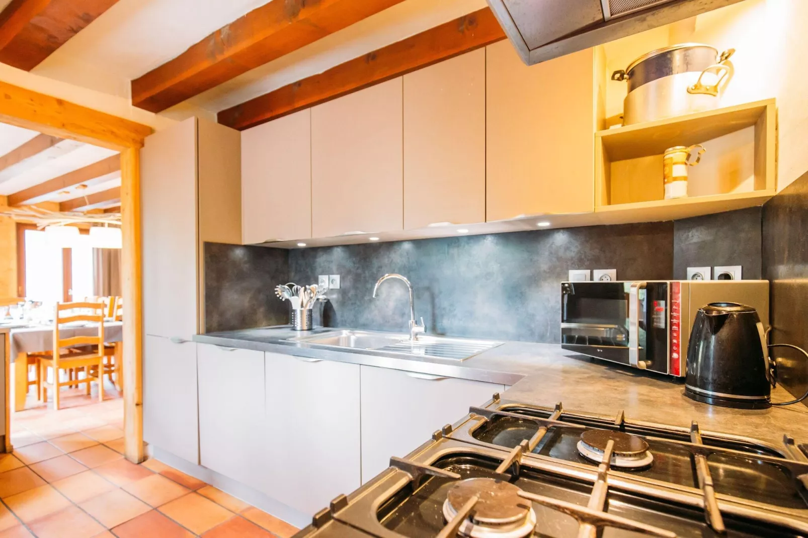Chalet Perle-Kitchen