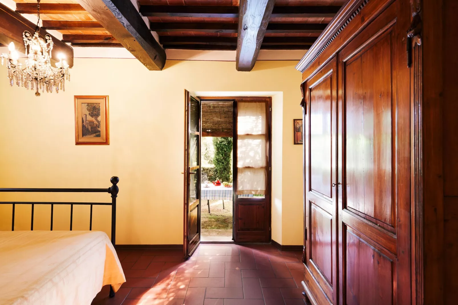Melograno-Bedroom