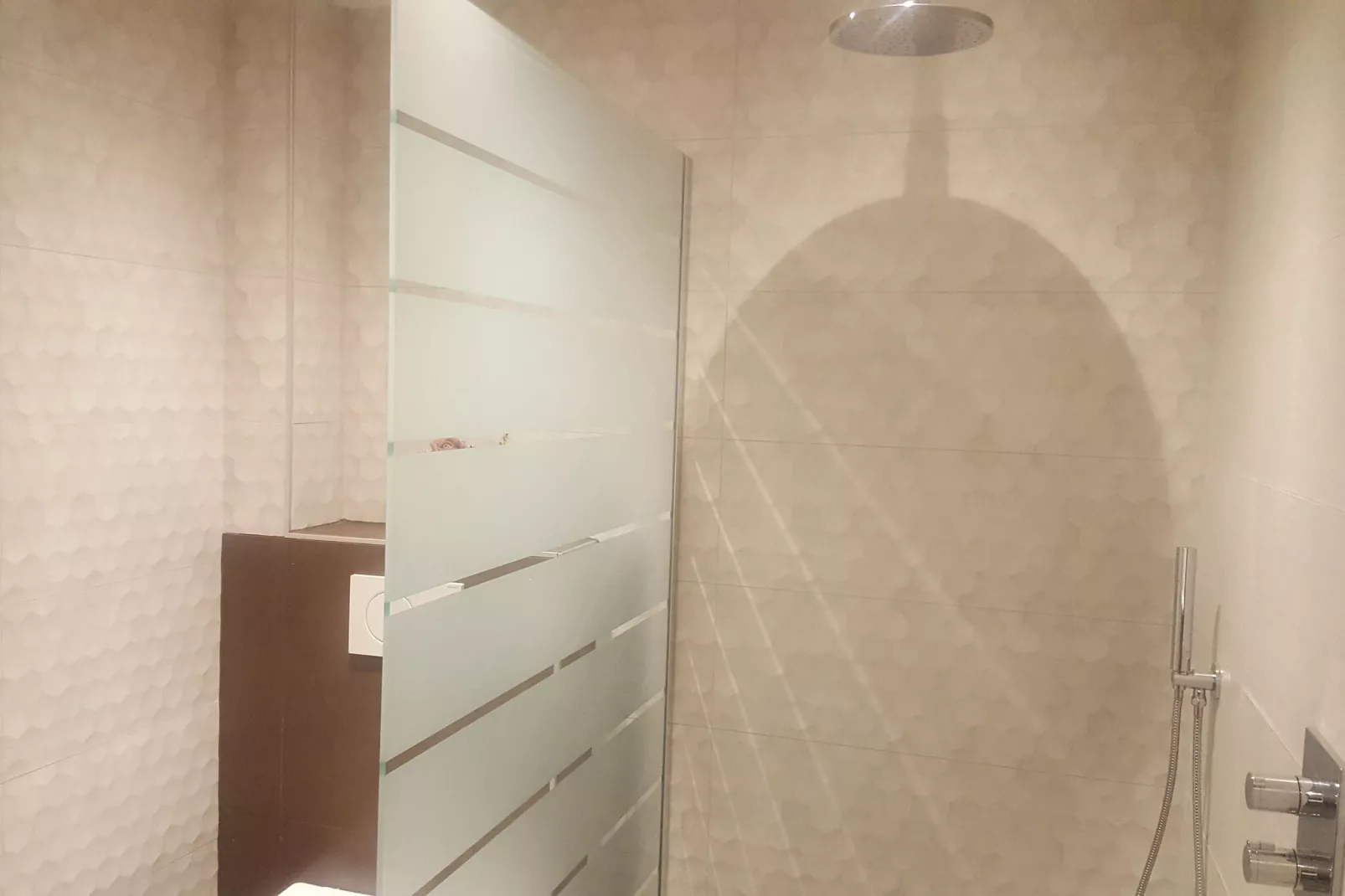 Ganzenmars-Bathroom