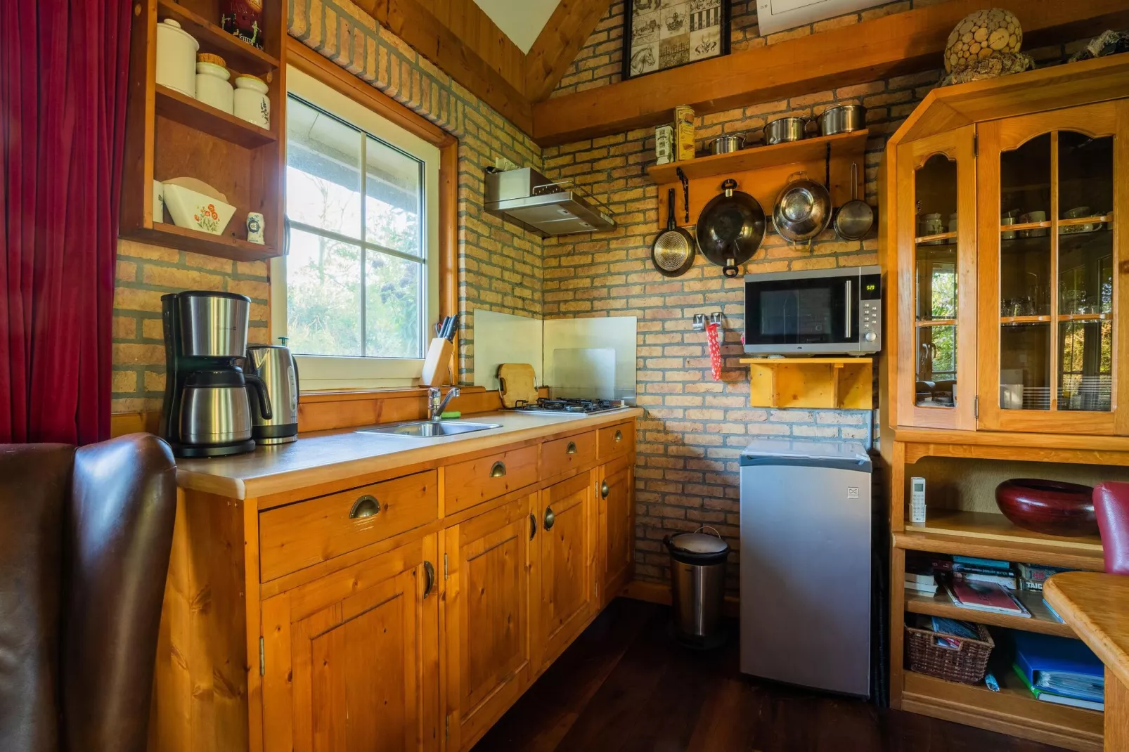 Vakantiewoning Wijnaldum-Kitchen