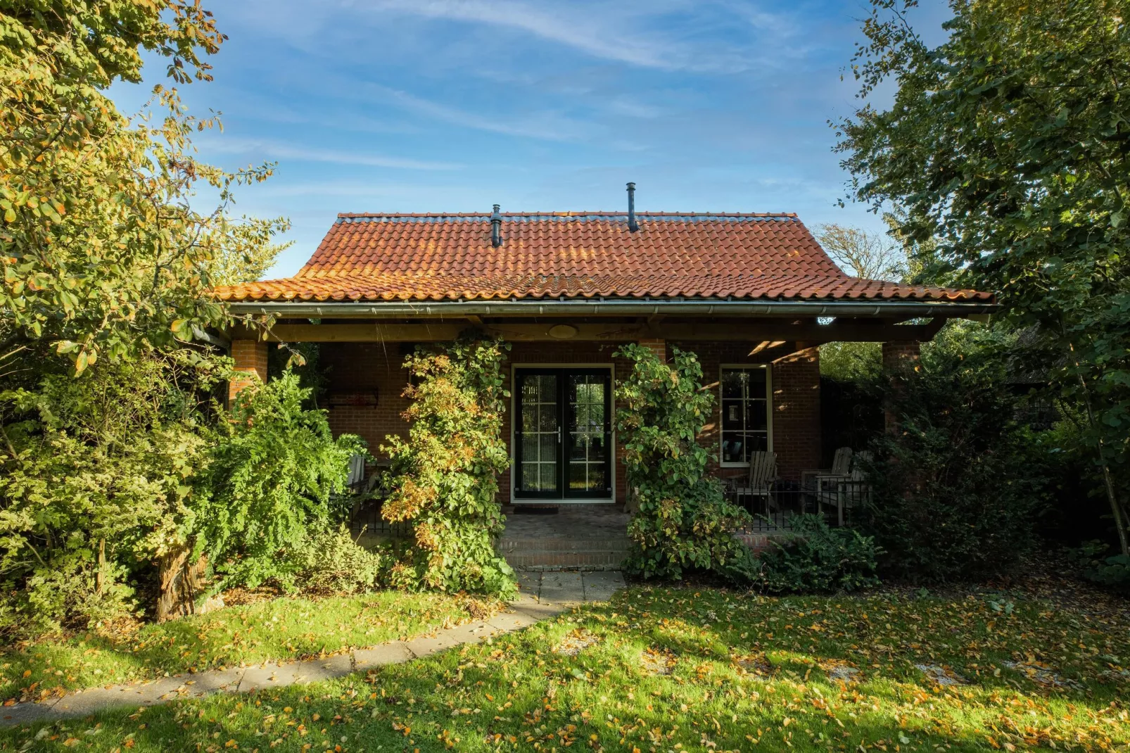 Vakantiewoning Wijnaldum-Exterior summer