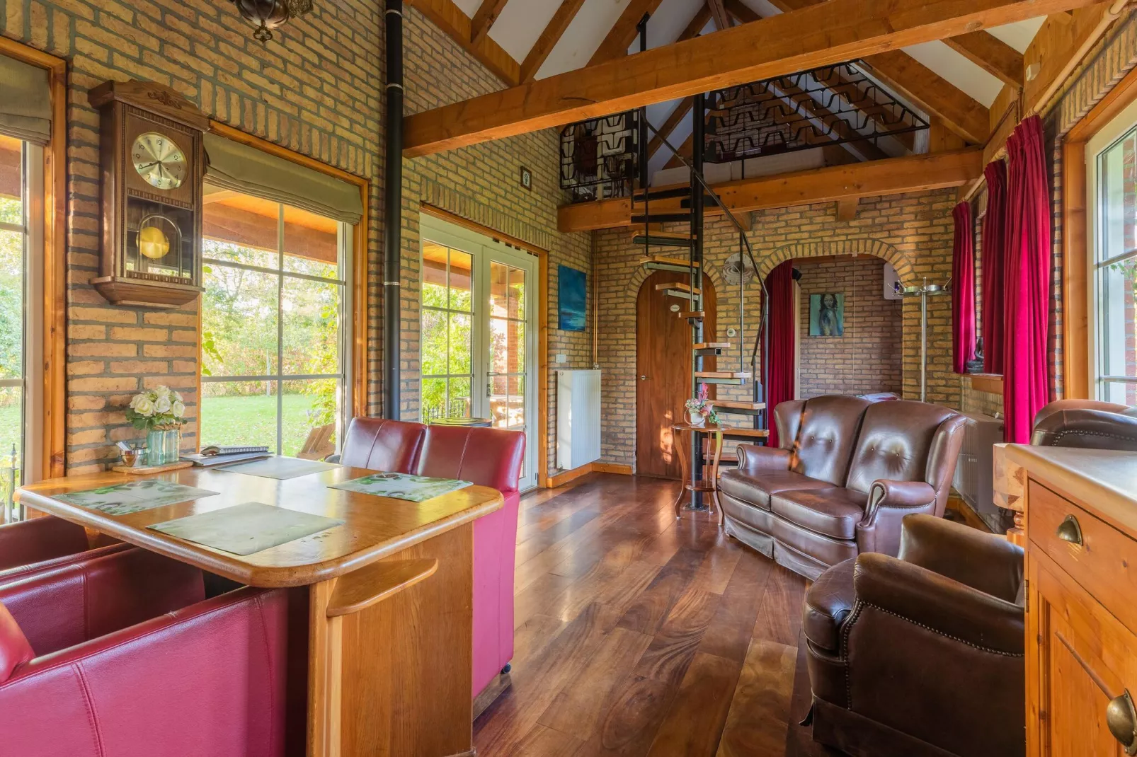 Vakantiewoning Wijnaldum-Living room