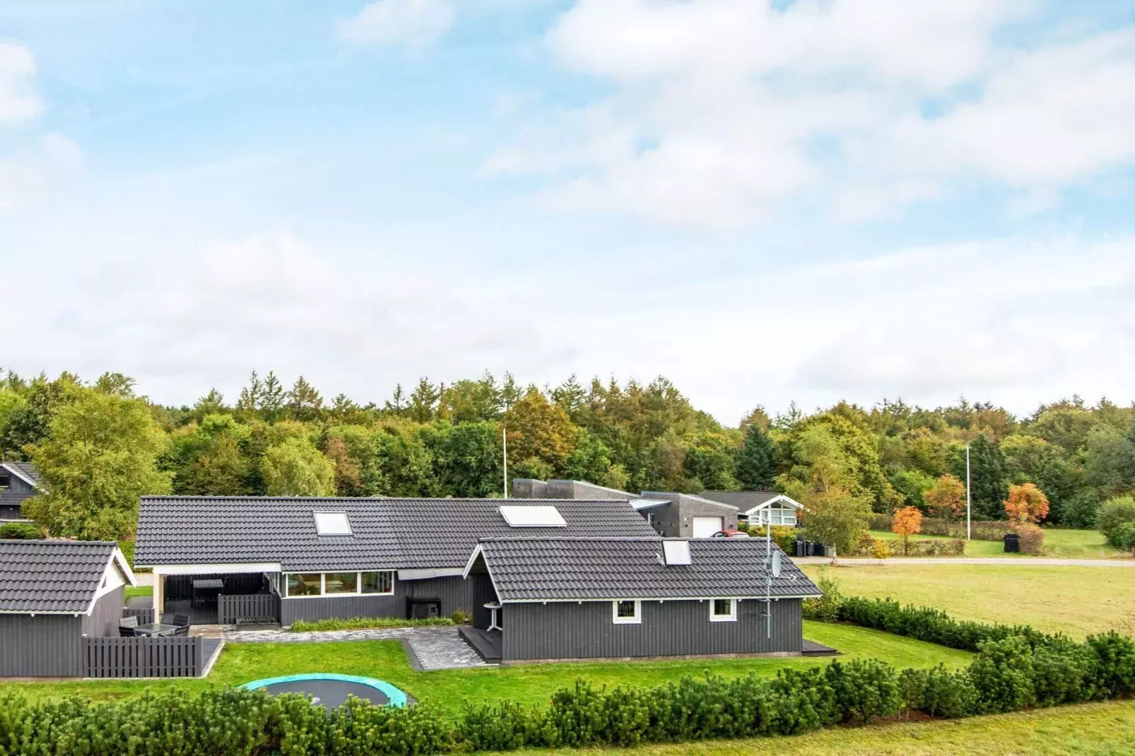 Maison de vacances pour 8 a Hovborg