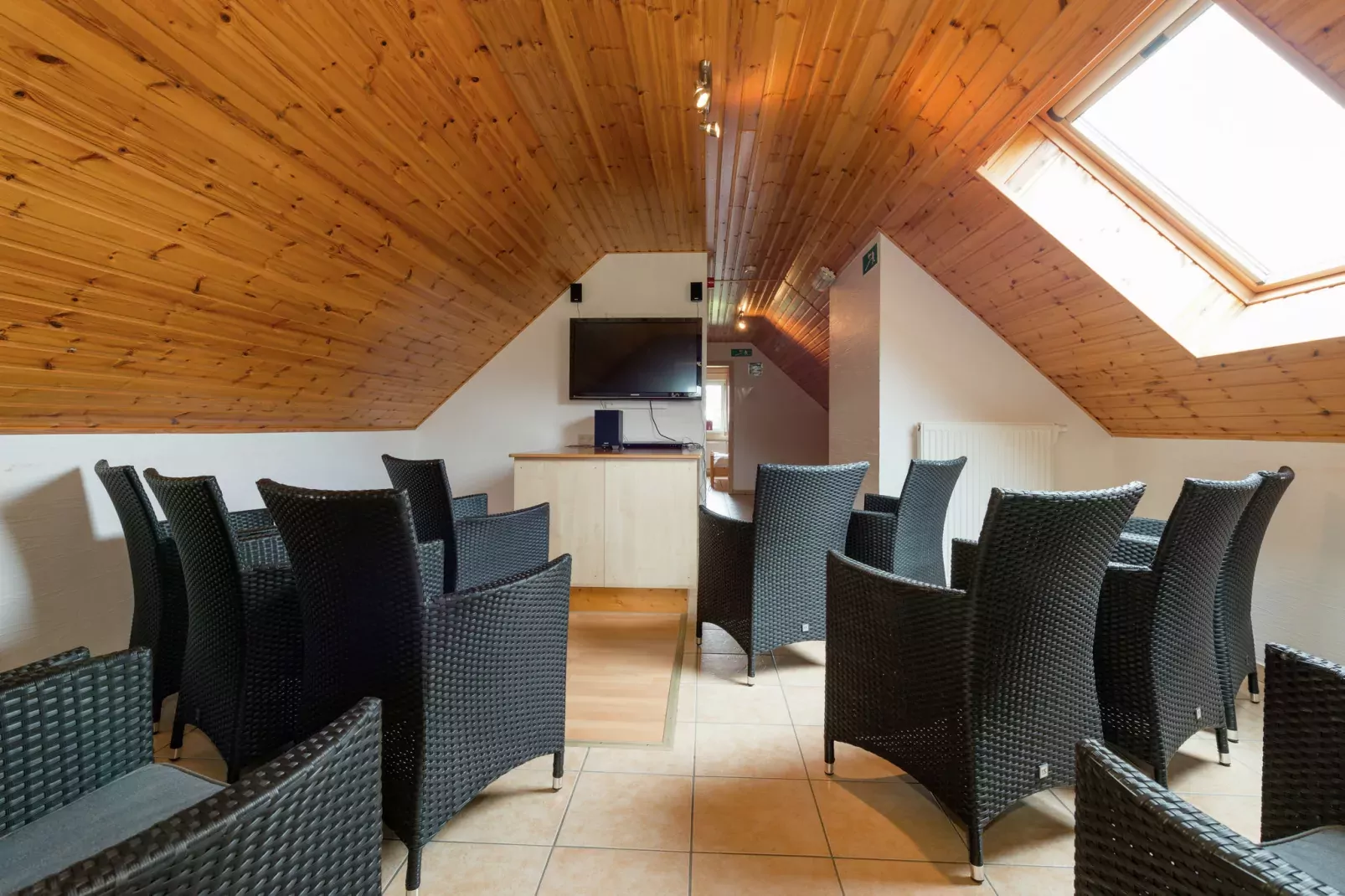 Les Bouleaux-Salle de loisirs