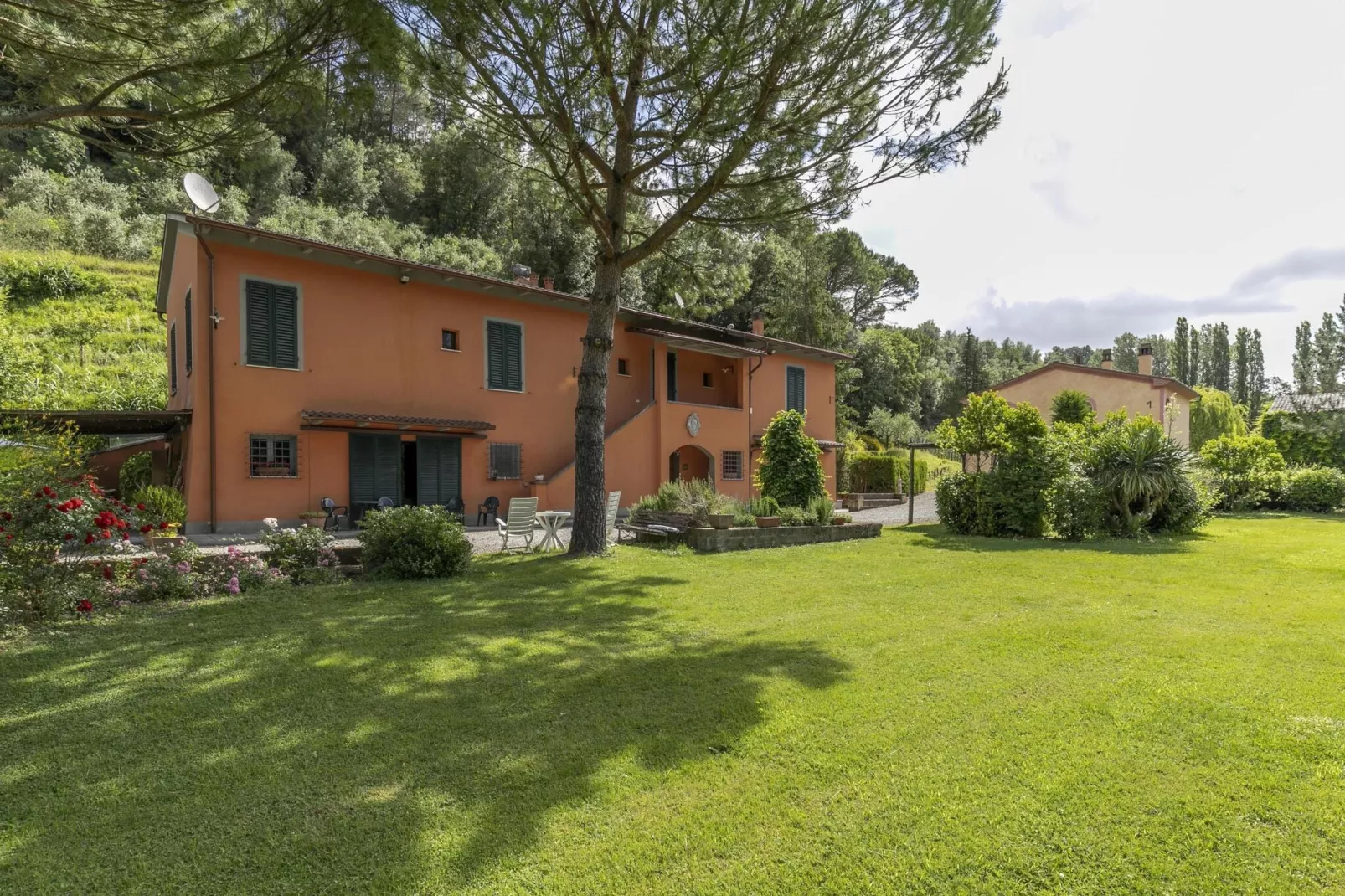 CASA ROSSA 8 pax-Exterior summer