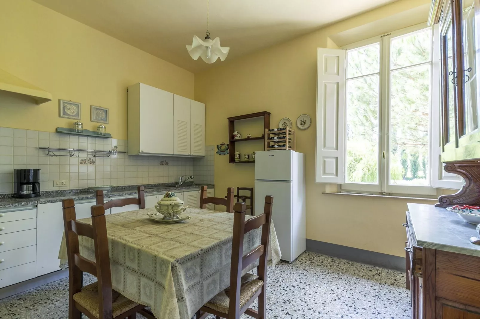 CASA ROSSA 8 pax-Kitchen