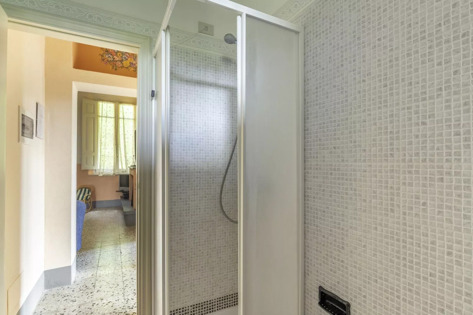 CASA ROSSA 8 pax-Bathroom
